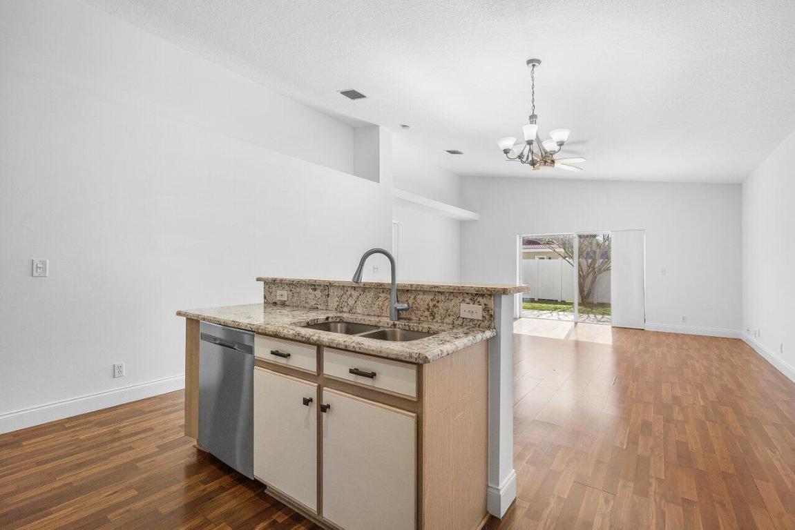 1214 SW 46 Way, Deerfield Beach