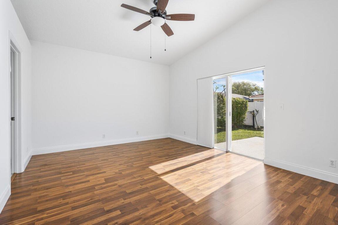 1214 SW 46 Way, Deerfield Beach