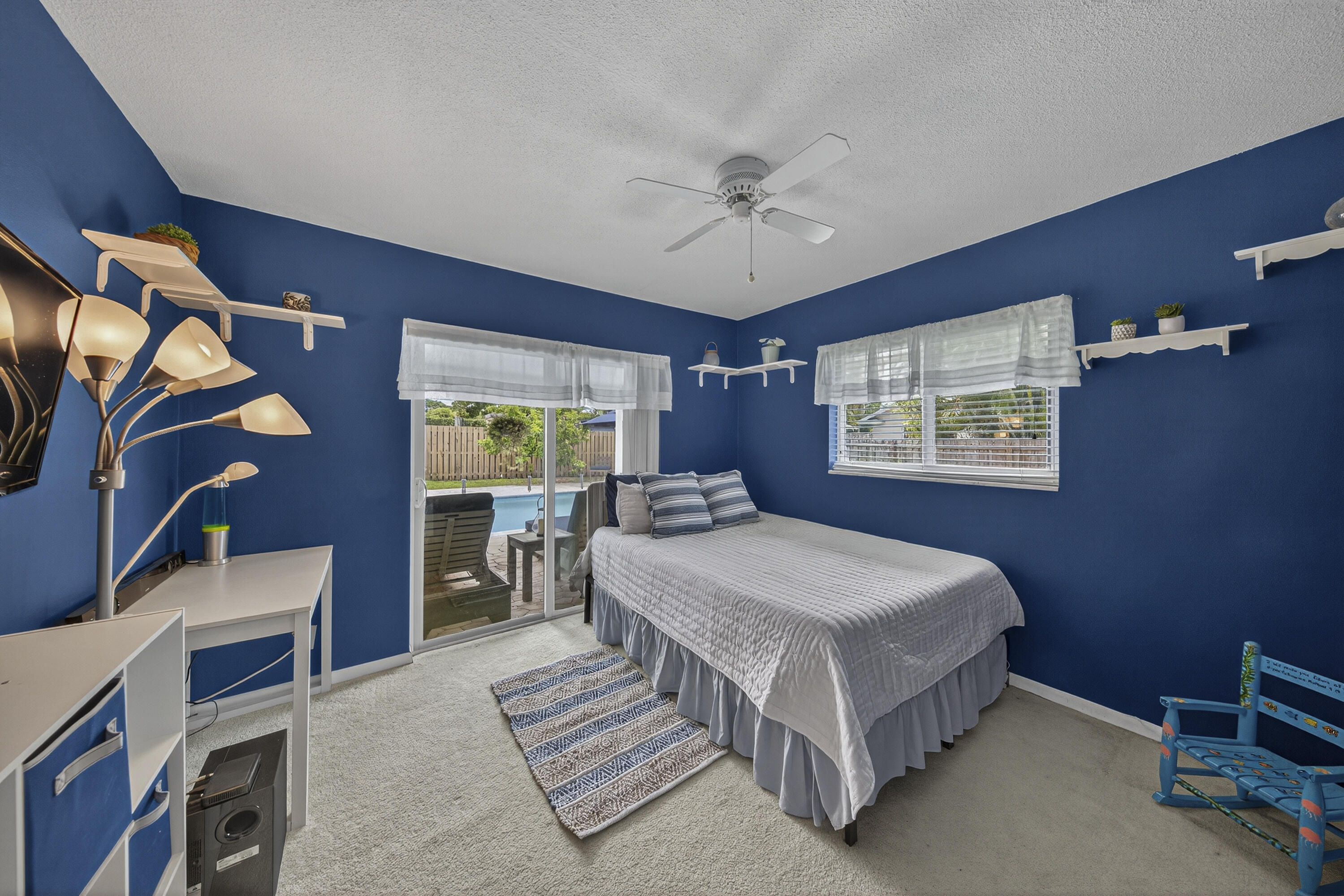 555 NW 15th Avenue