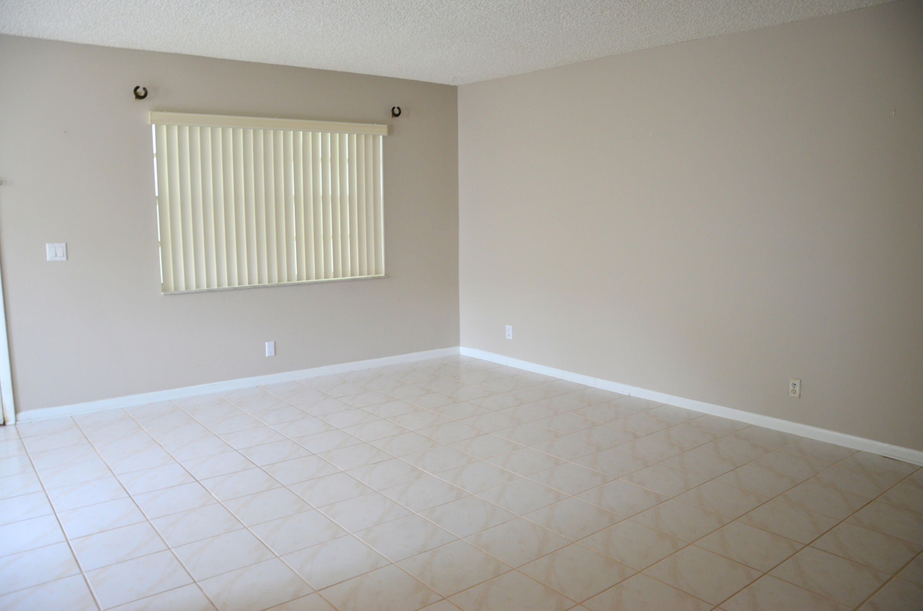 467 Normandy J