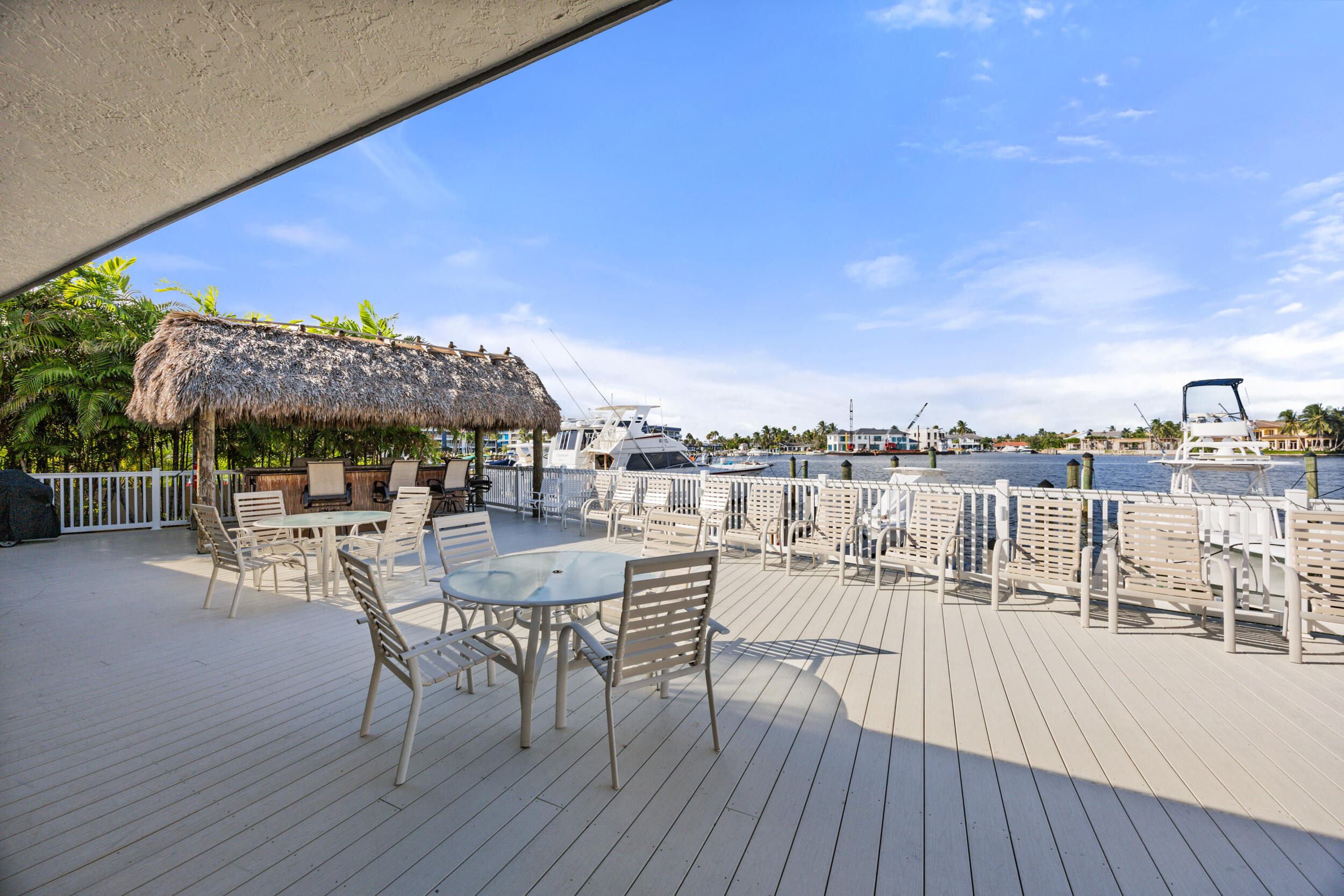 210 Captains Walk 710