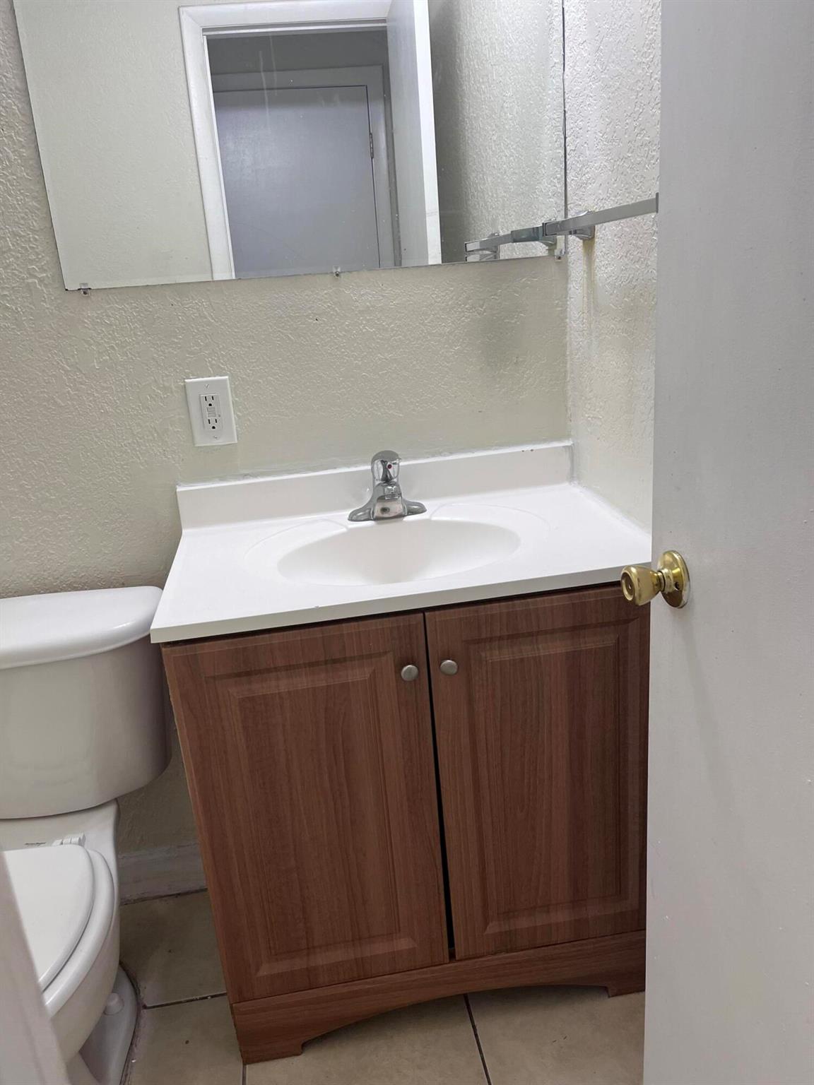 801 NW 46th Avenue 801