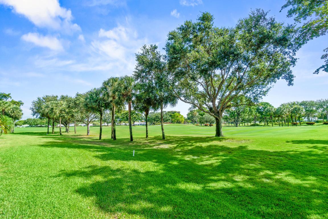 5 Westgate Lane B, Boynton Beach Unit: B