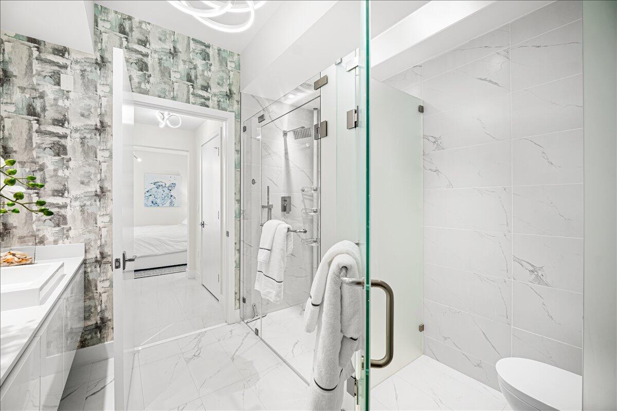 3100 N Ocean Drive P-1004