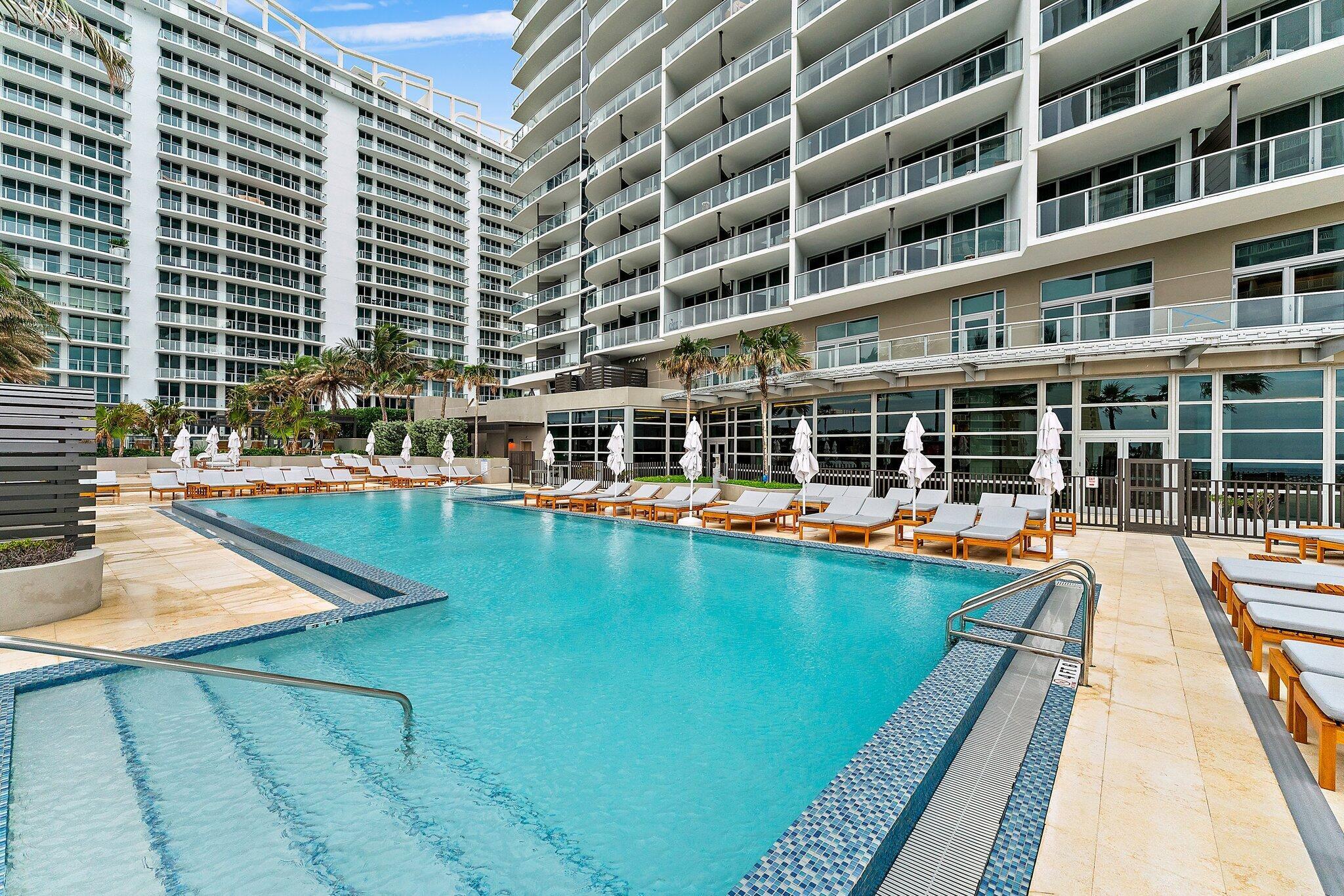 3100 N Ocean Drive P-1004