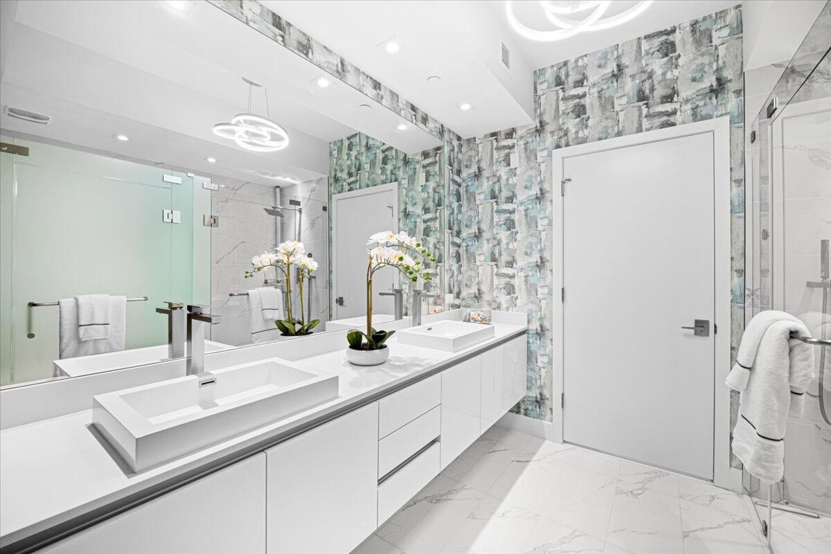 3100 N Ocean Drive P-1004