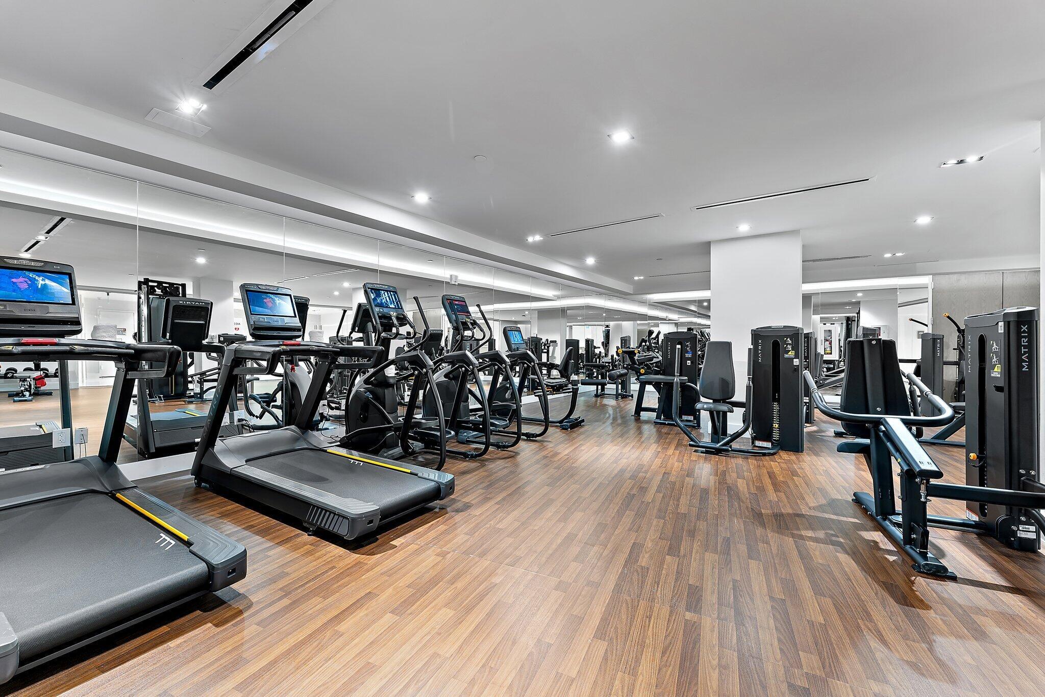 3100 N Ocean Drive P-1004