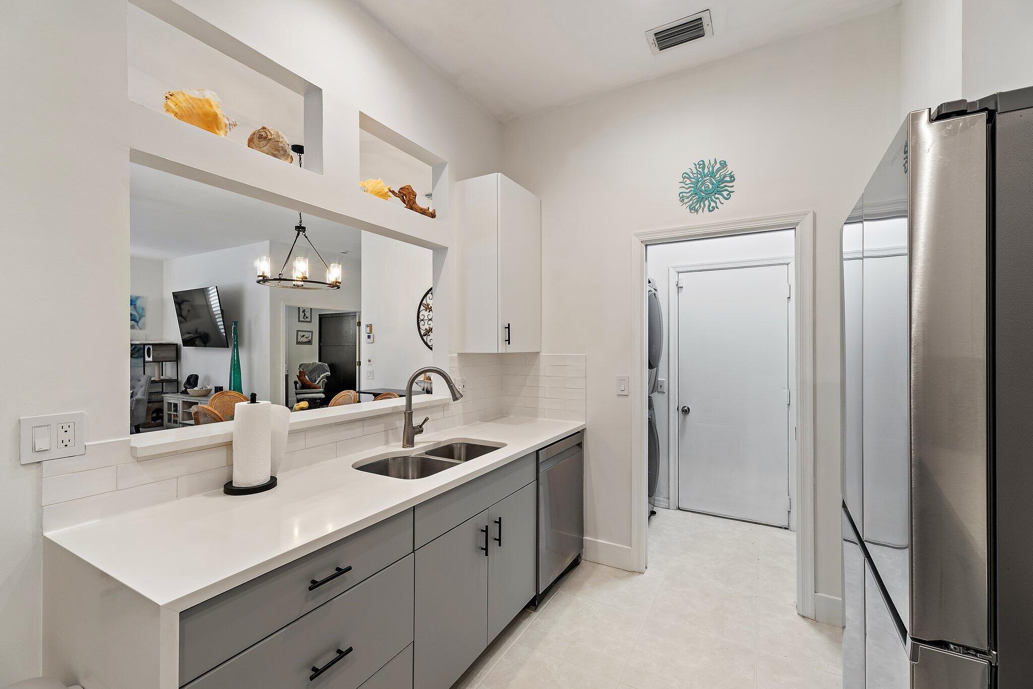 29 S Lakeshore Drive