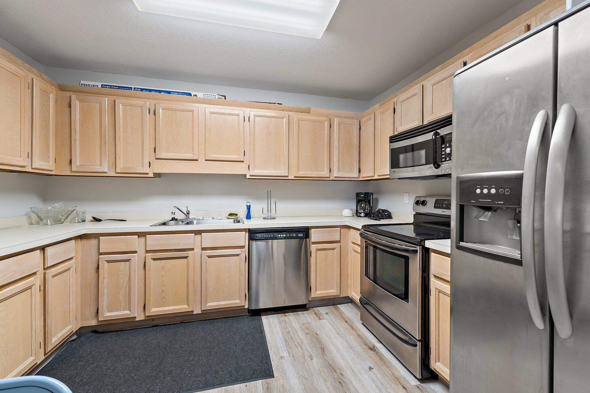 29 S Lakeshore Drive