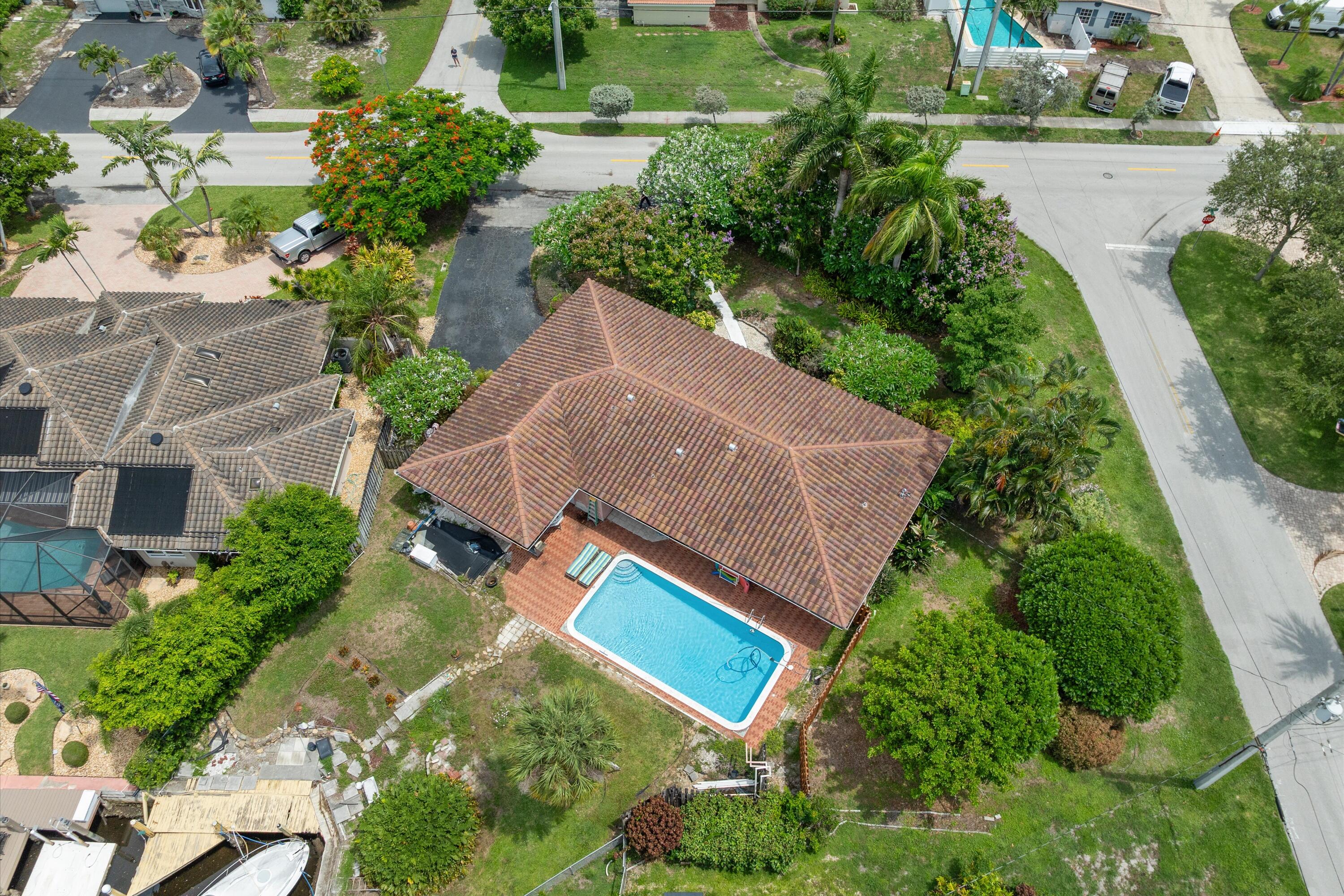 1250 SE 10th Street