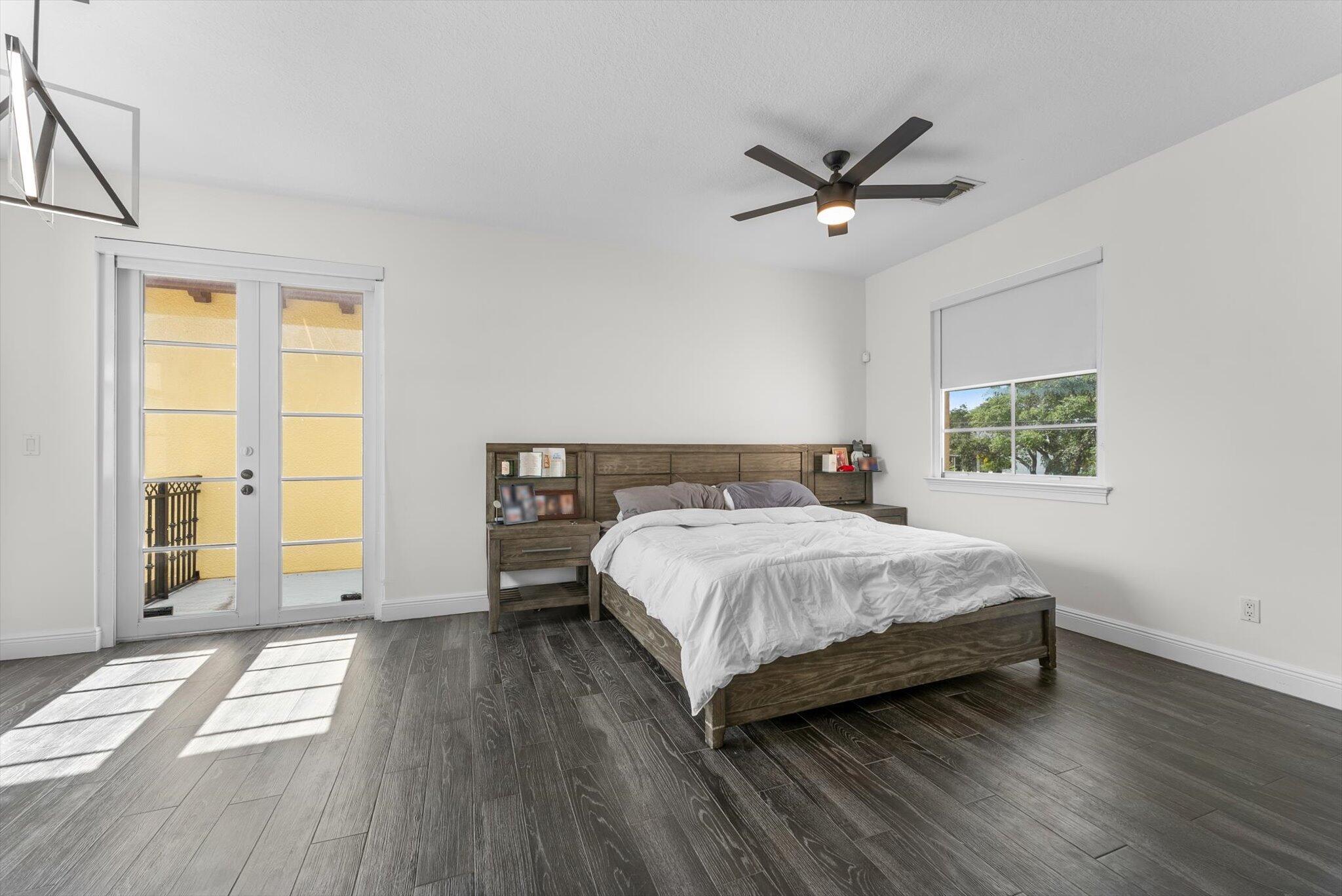 106 Via Floresta Drive