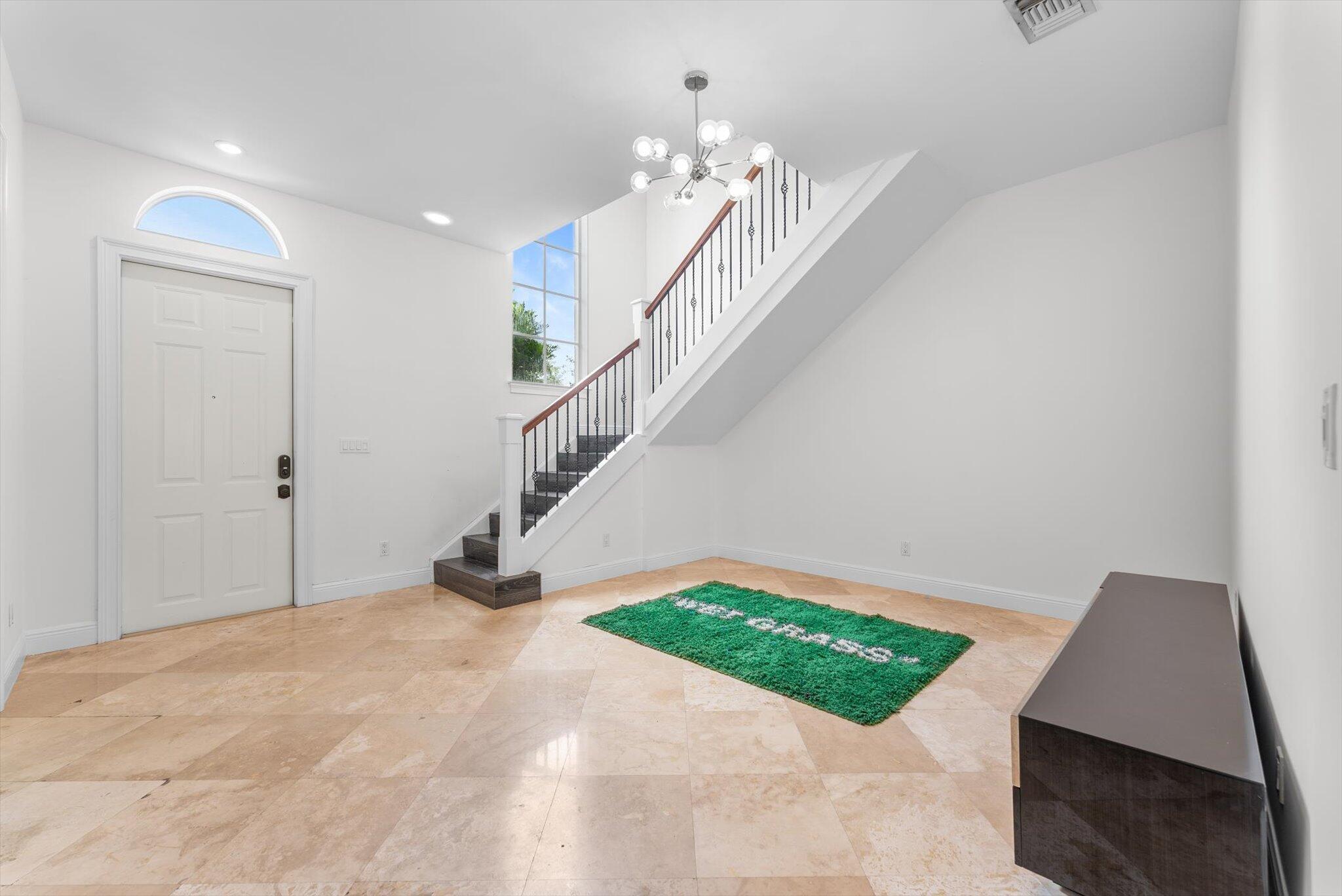 106 Via Floresta Drive