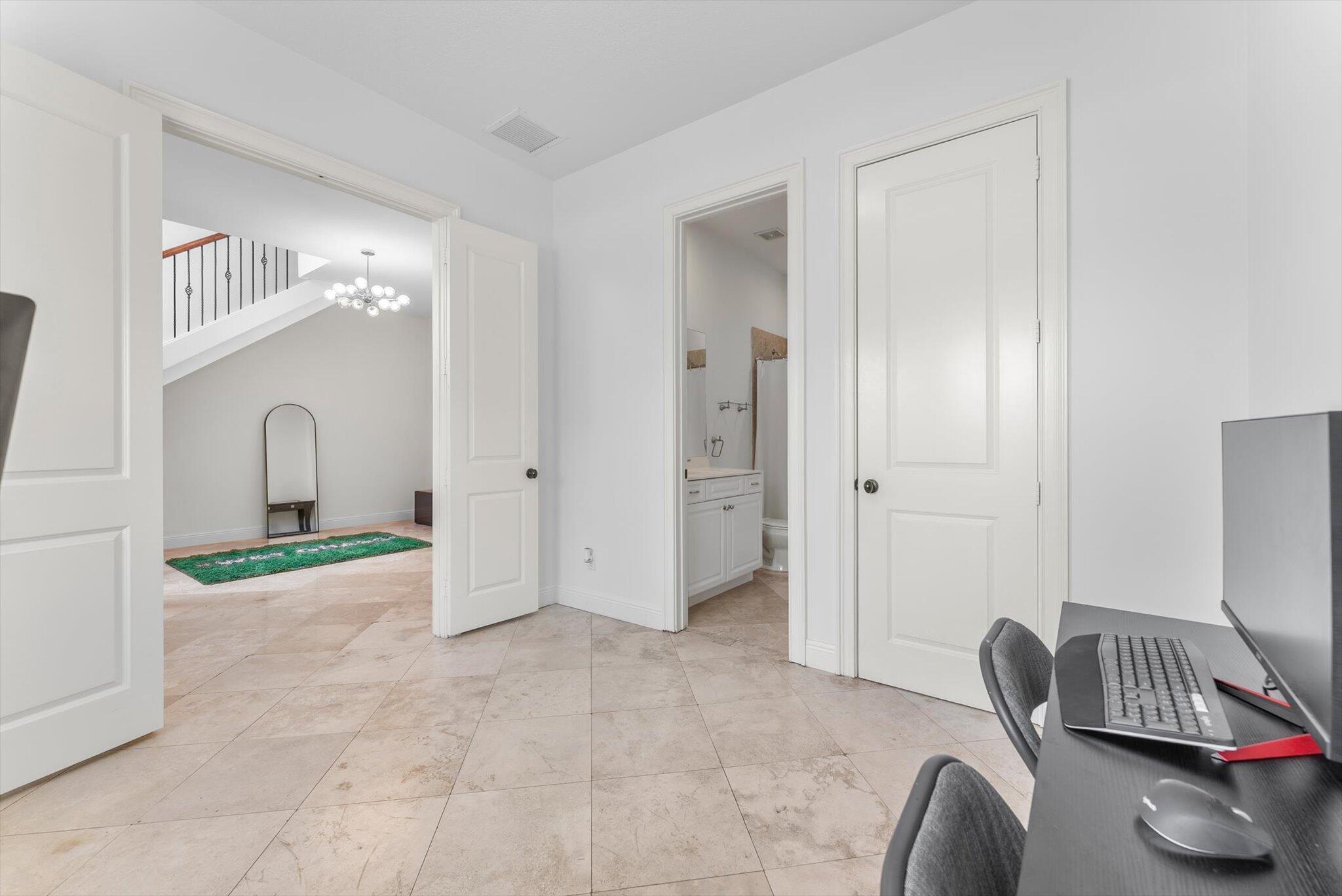 106 Via Floresta Drive