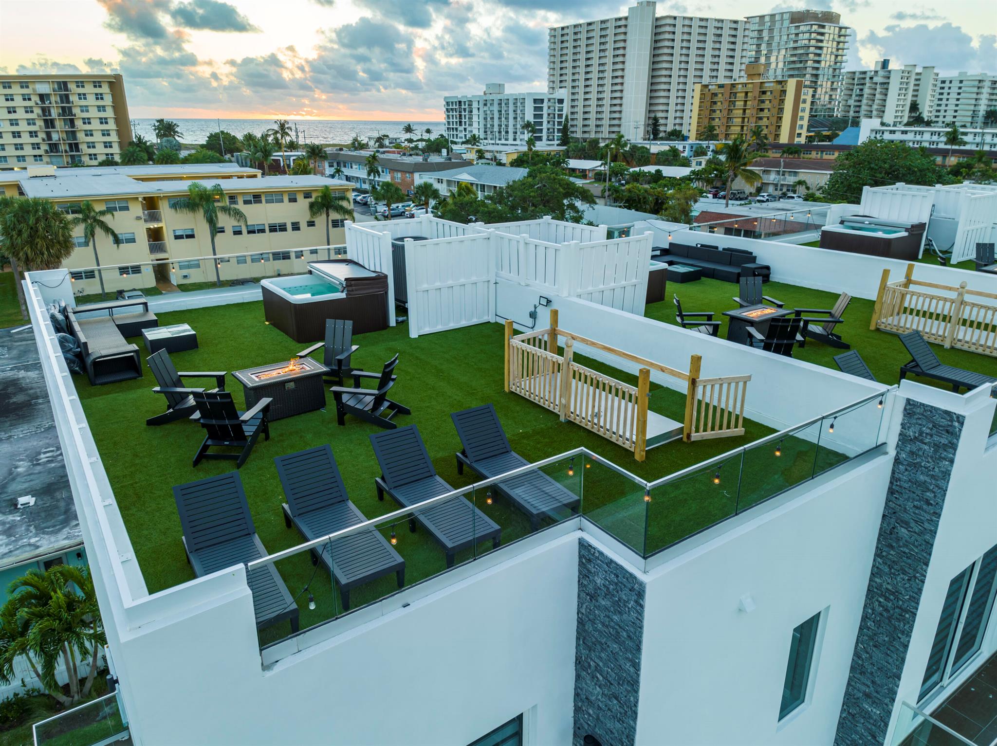 1000 N Riverside Drive