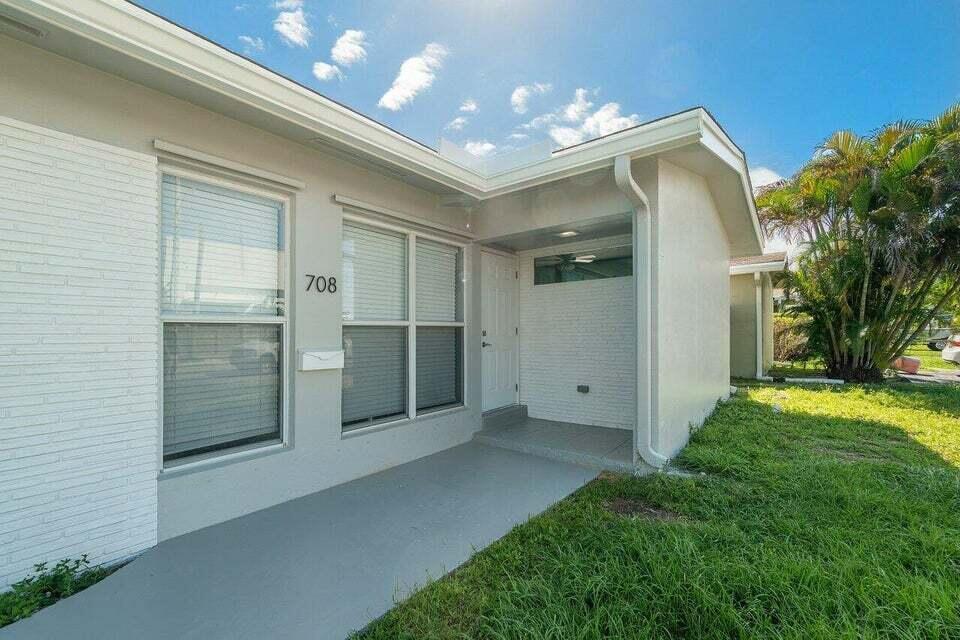 708 NE 23rd Avenue