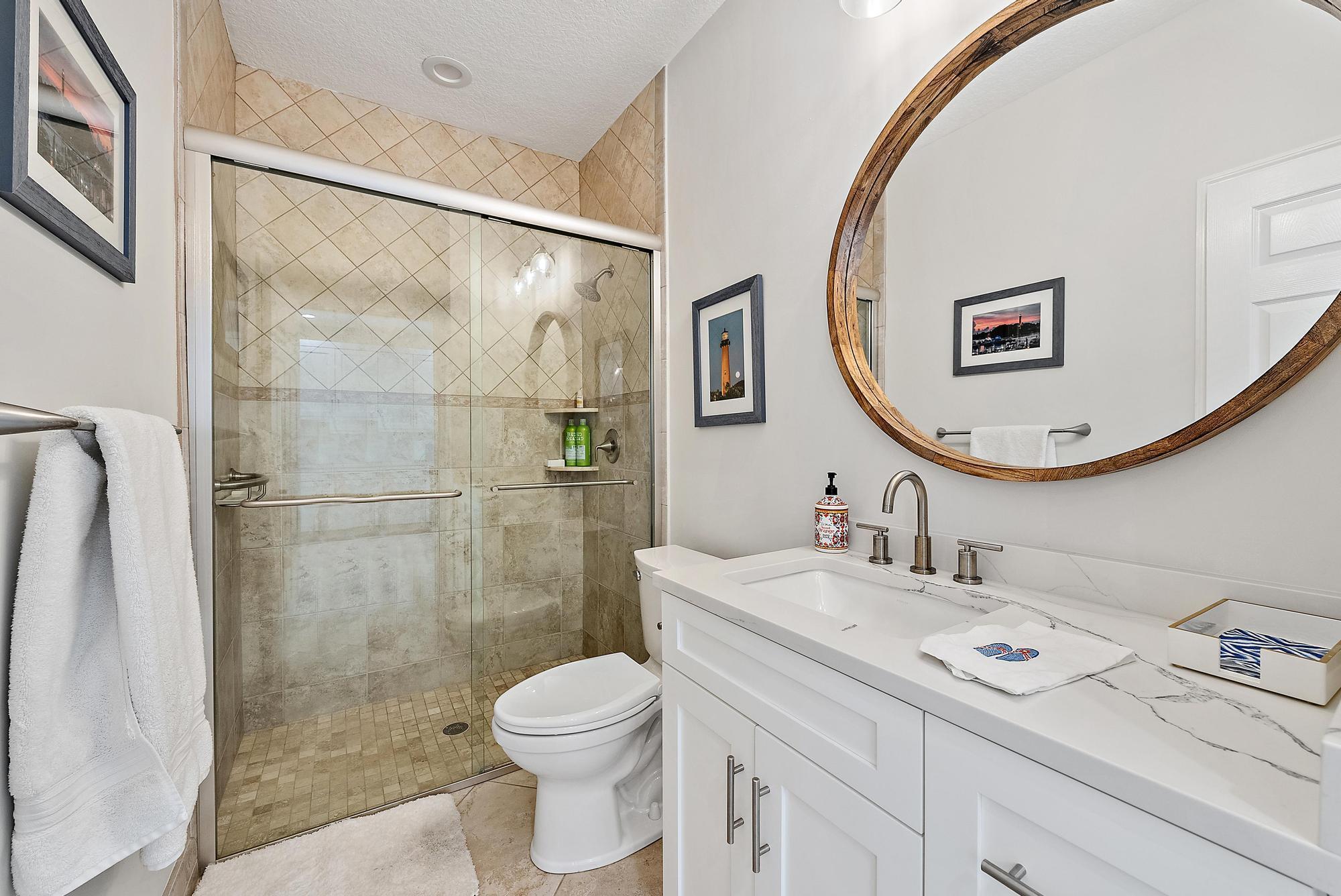 1000 N Us Highway 1 700