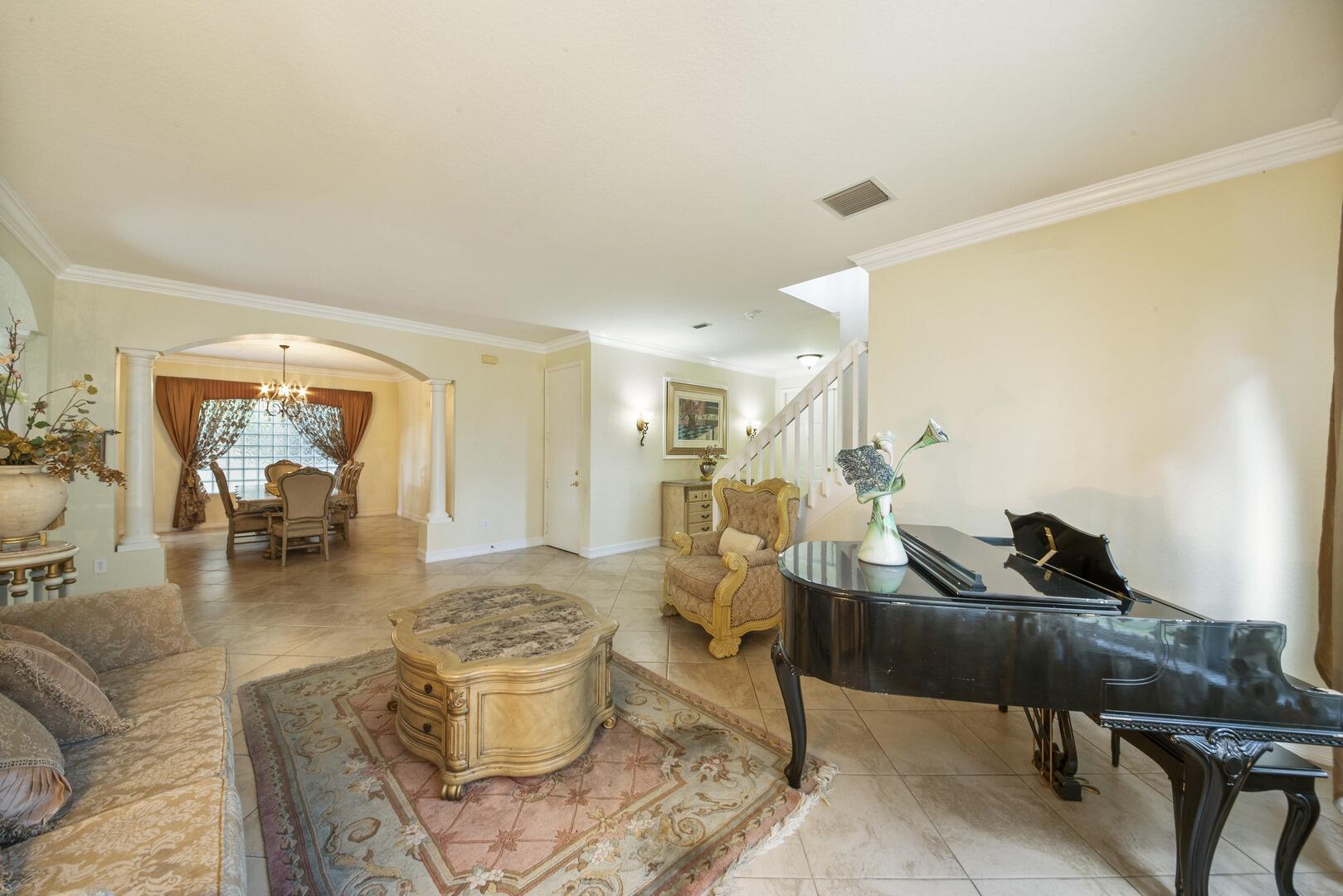 8273 Emerald Winds Circle