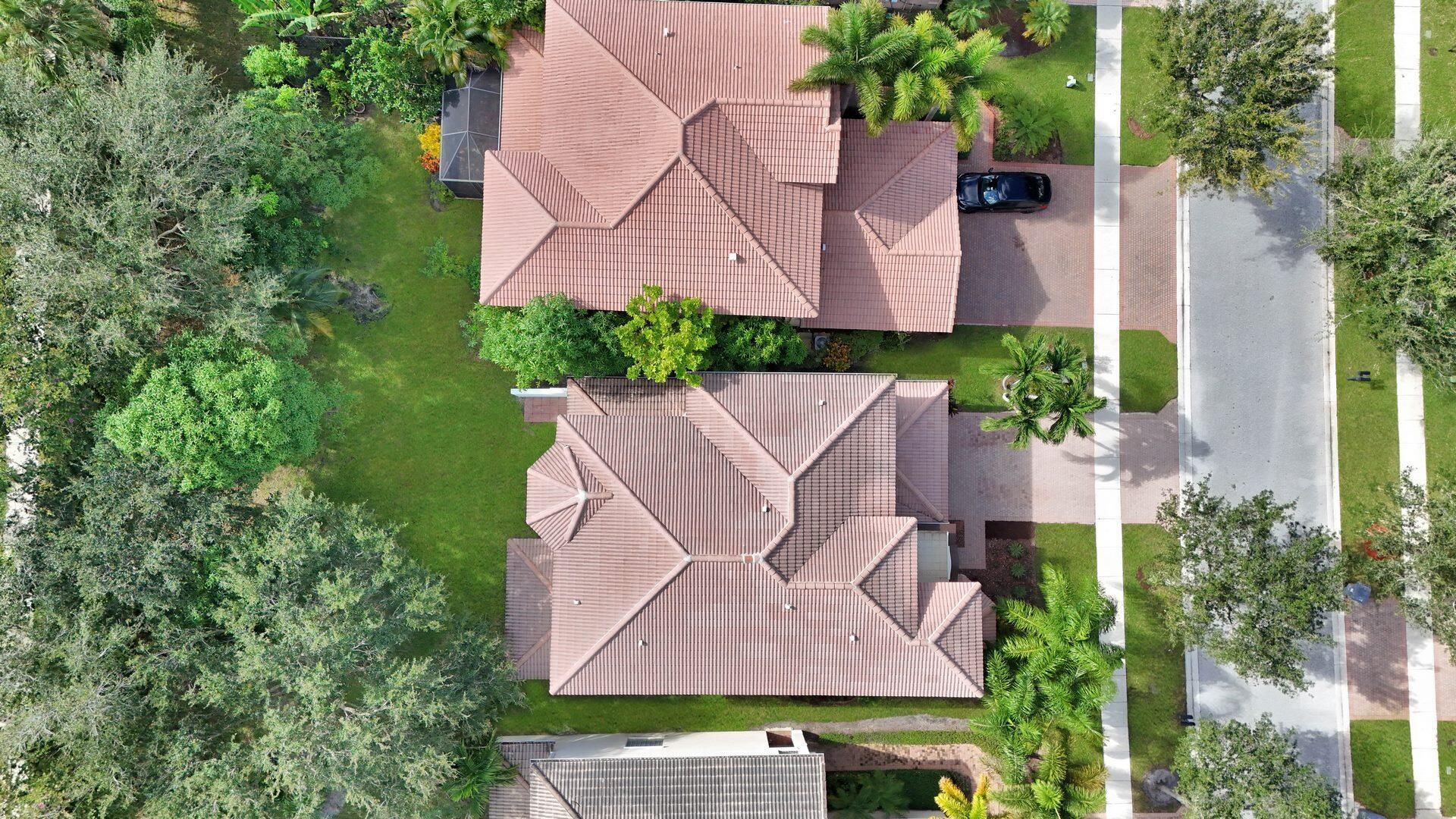 8273 Emerald Winds Circle