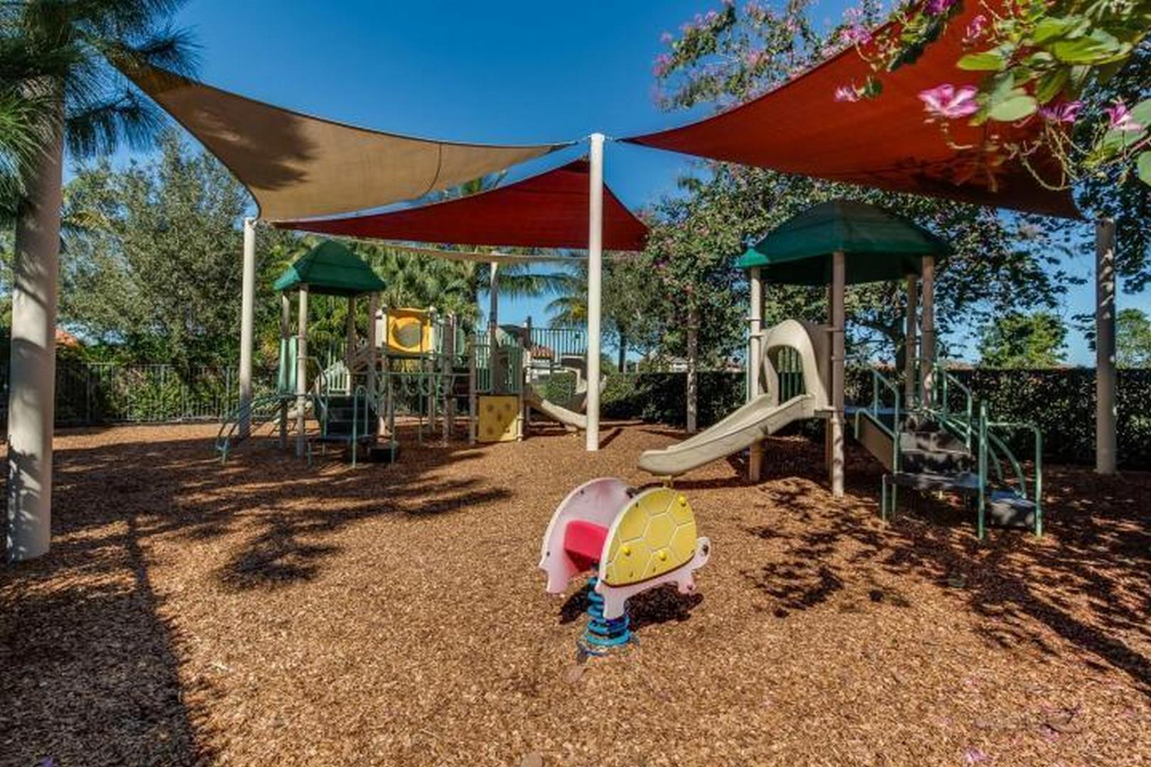 8273 Emerald Winds Circle