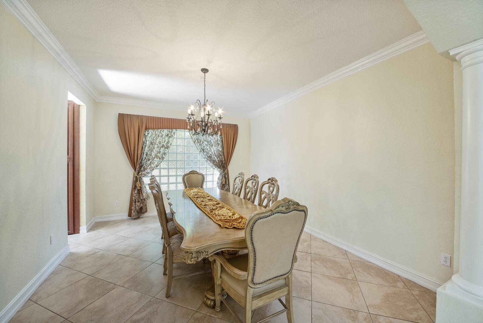 8273 Emerald Winds Circle