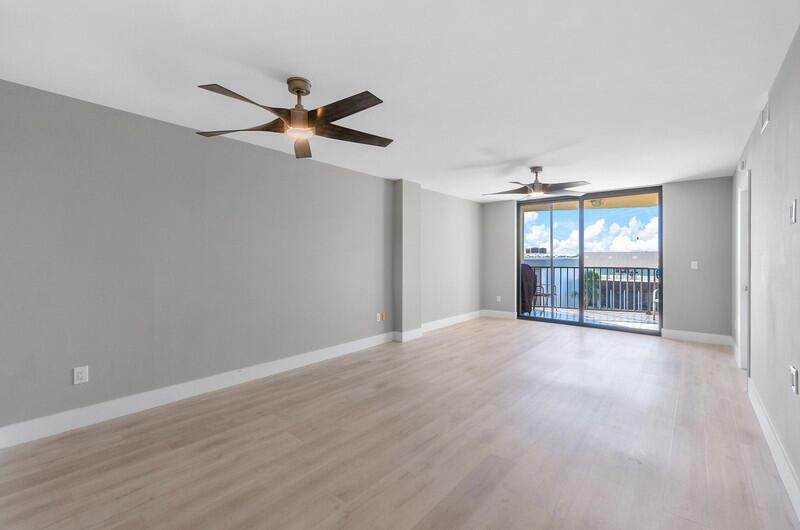 896 N Federal Hwy 526 Highway 526