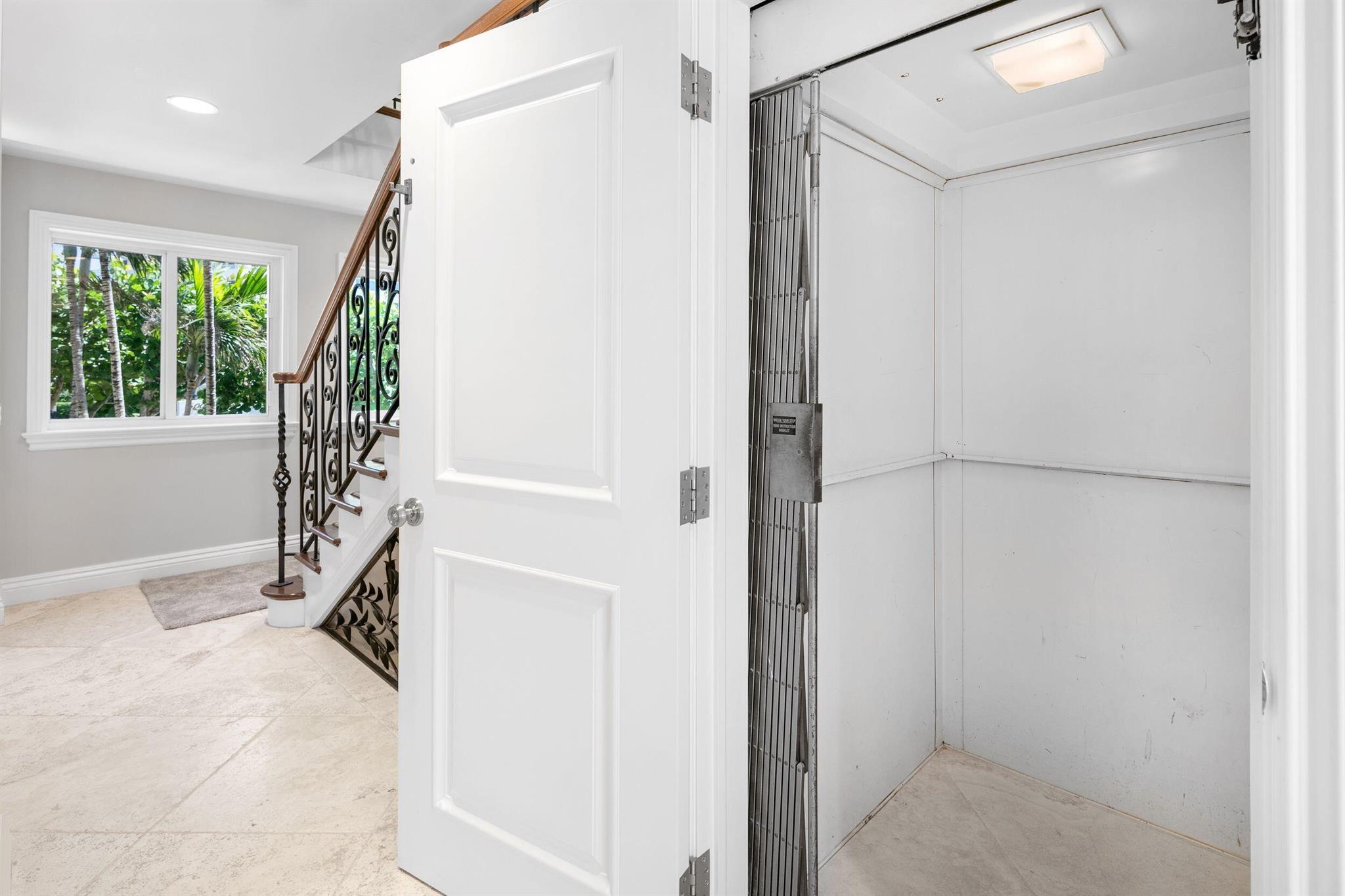 555 S Ocean Boulevard 4