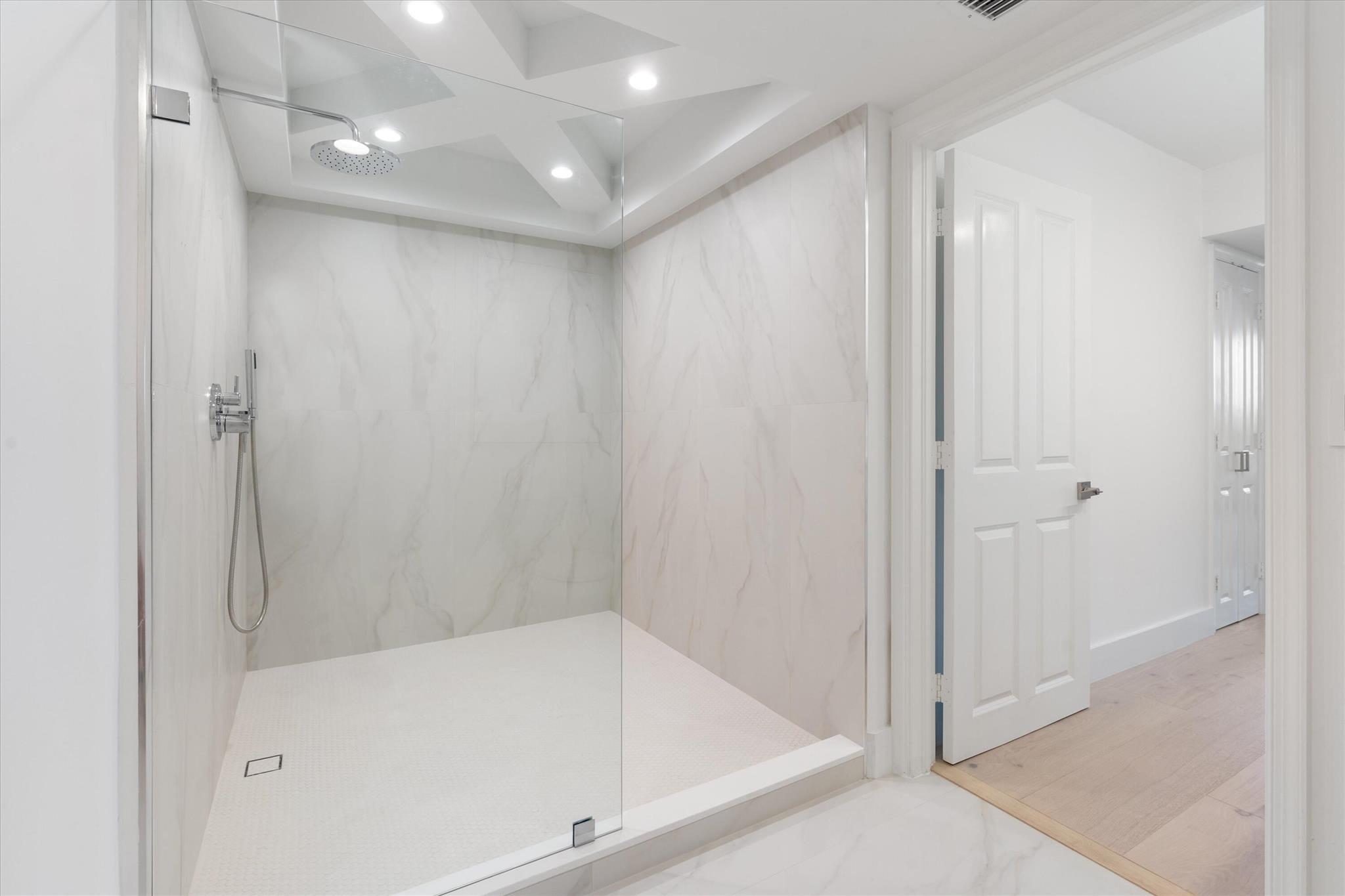 1800 S Ocean 0042 Boulevard 4b