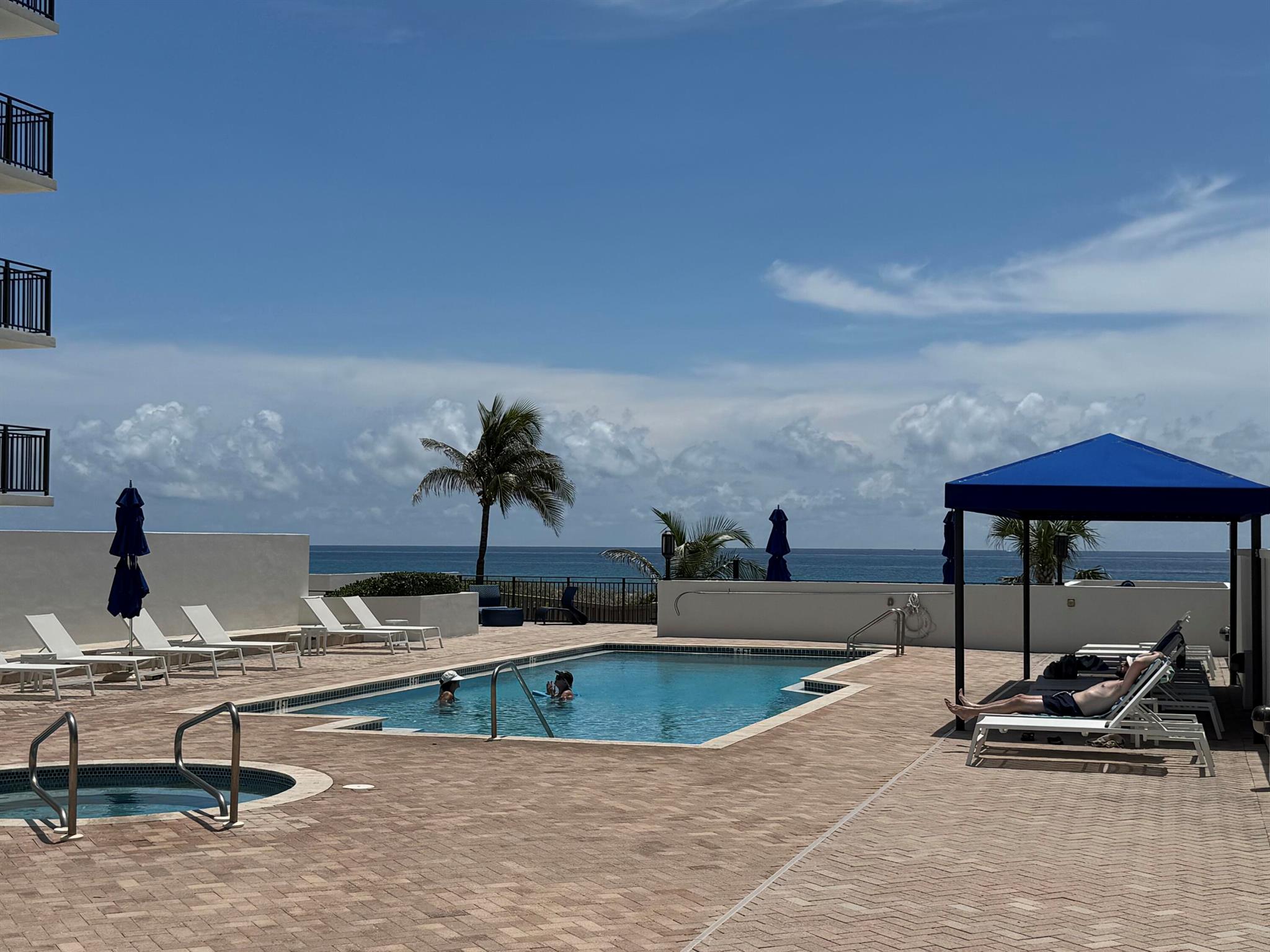 1800 S Ocean 0042 Boulevard 4b