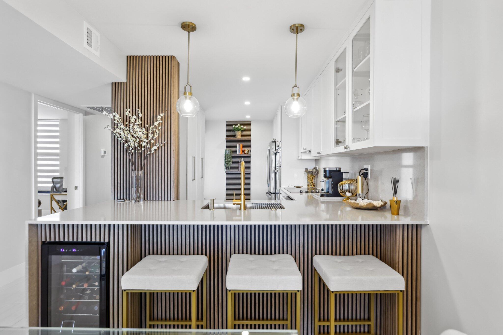 13 Royal Palm Way 5020