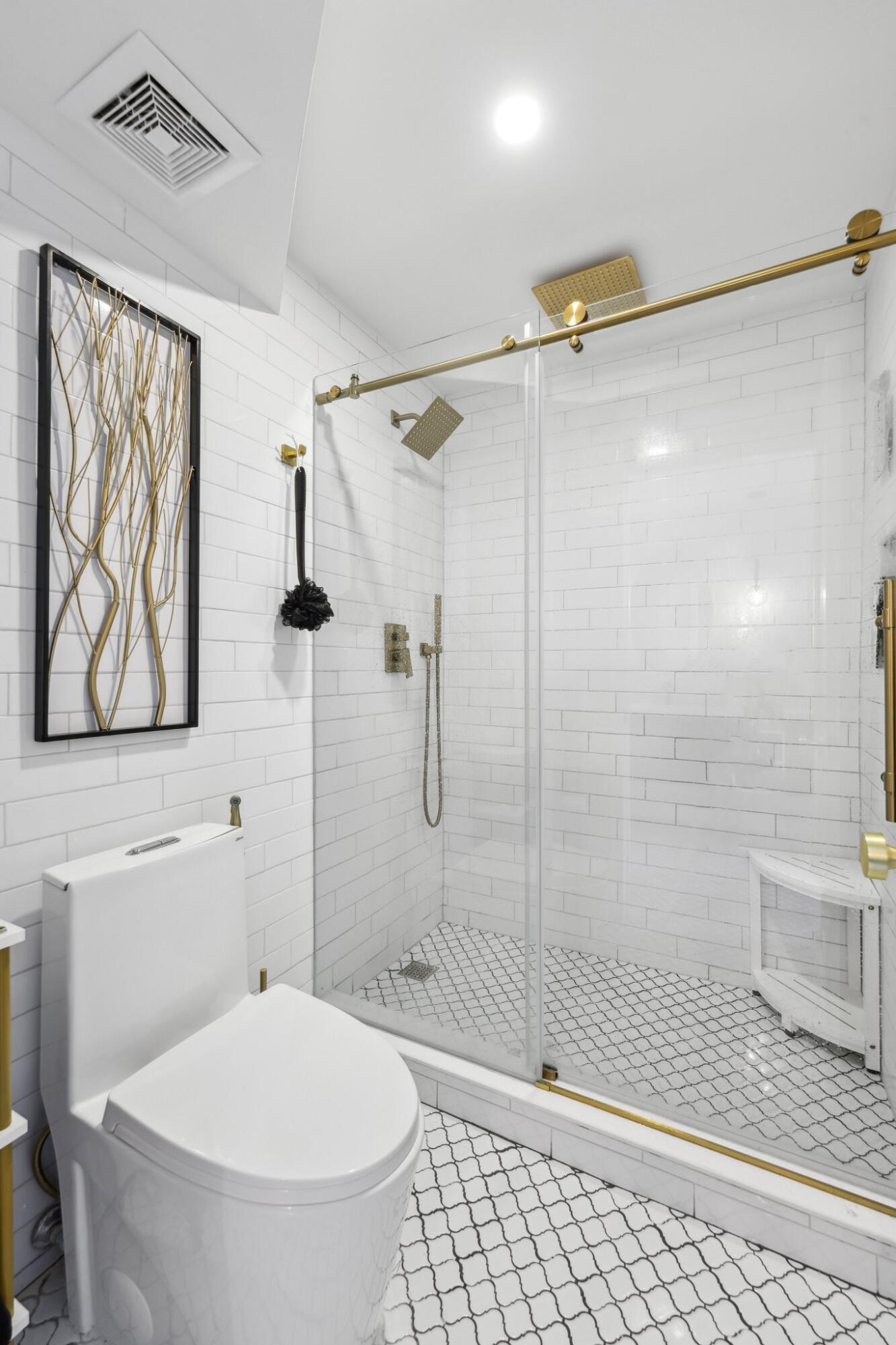 13 Royal Palm Way 5020