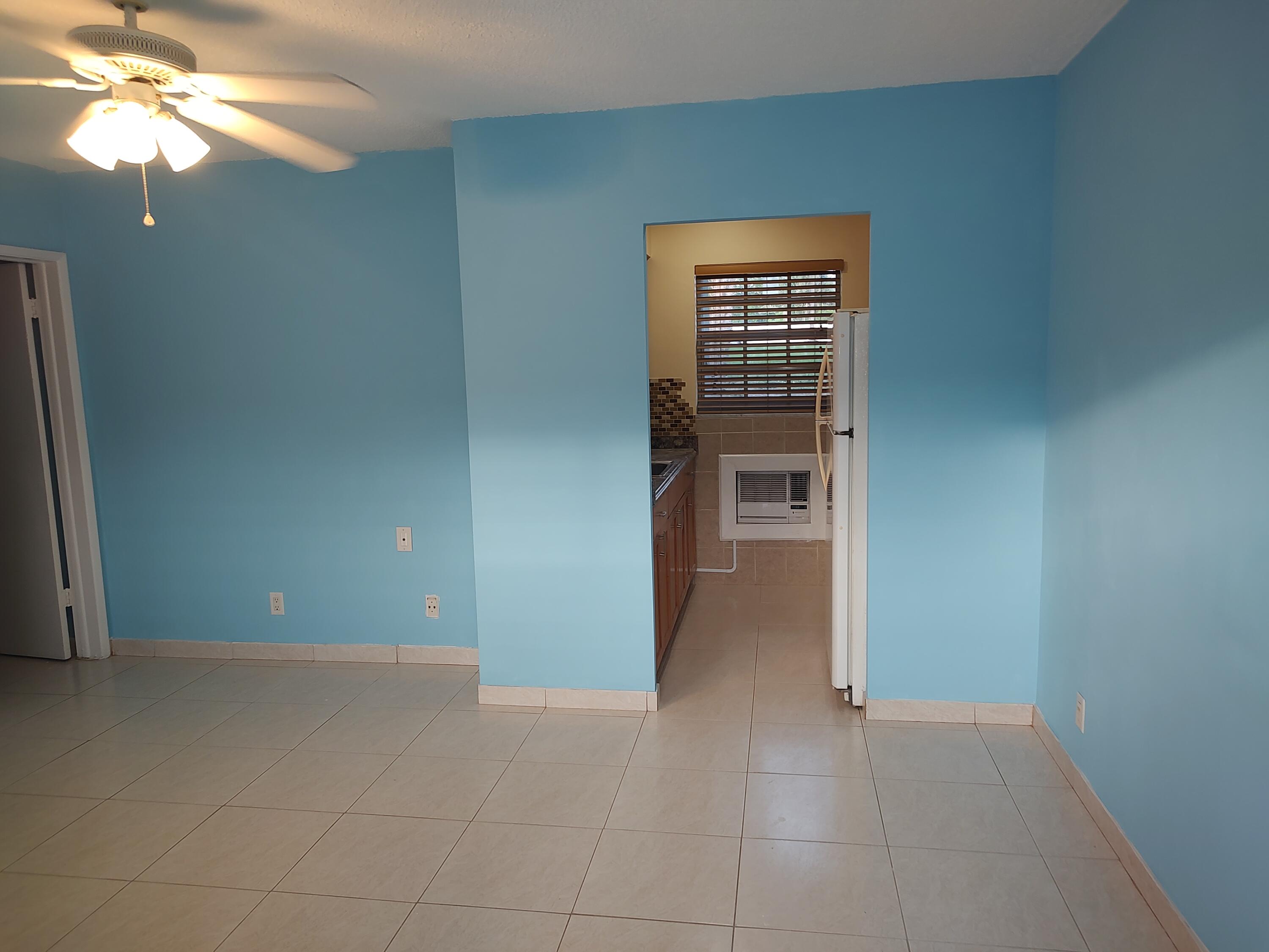 3240 NE 16th Street 7
