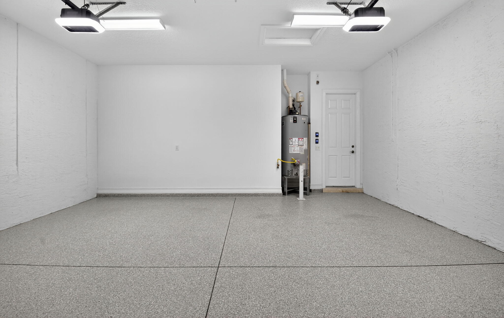 8365 Hawks Gully Avenue