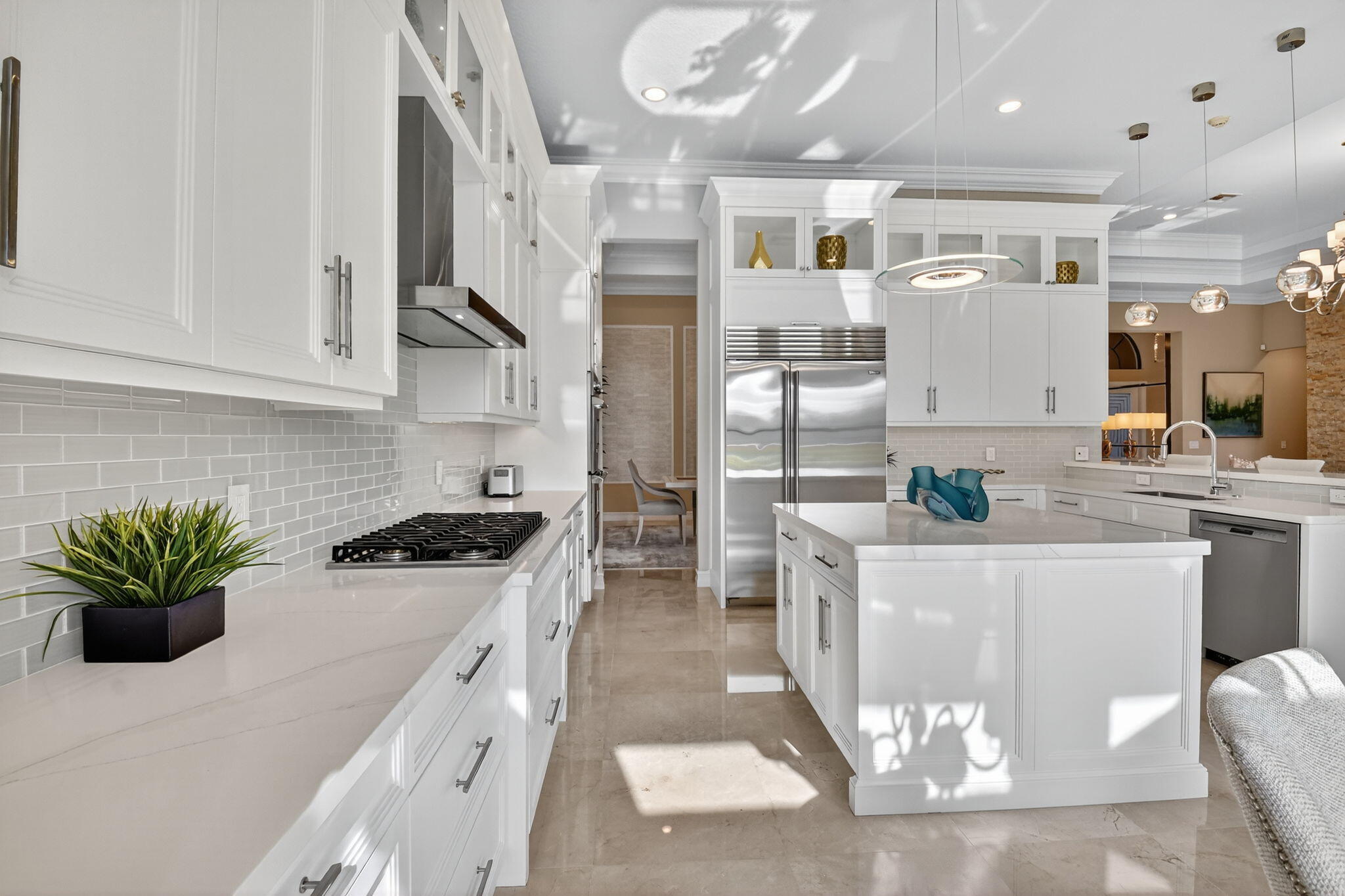 8365 Hawks Gully Avenue