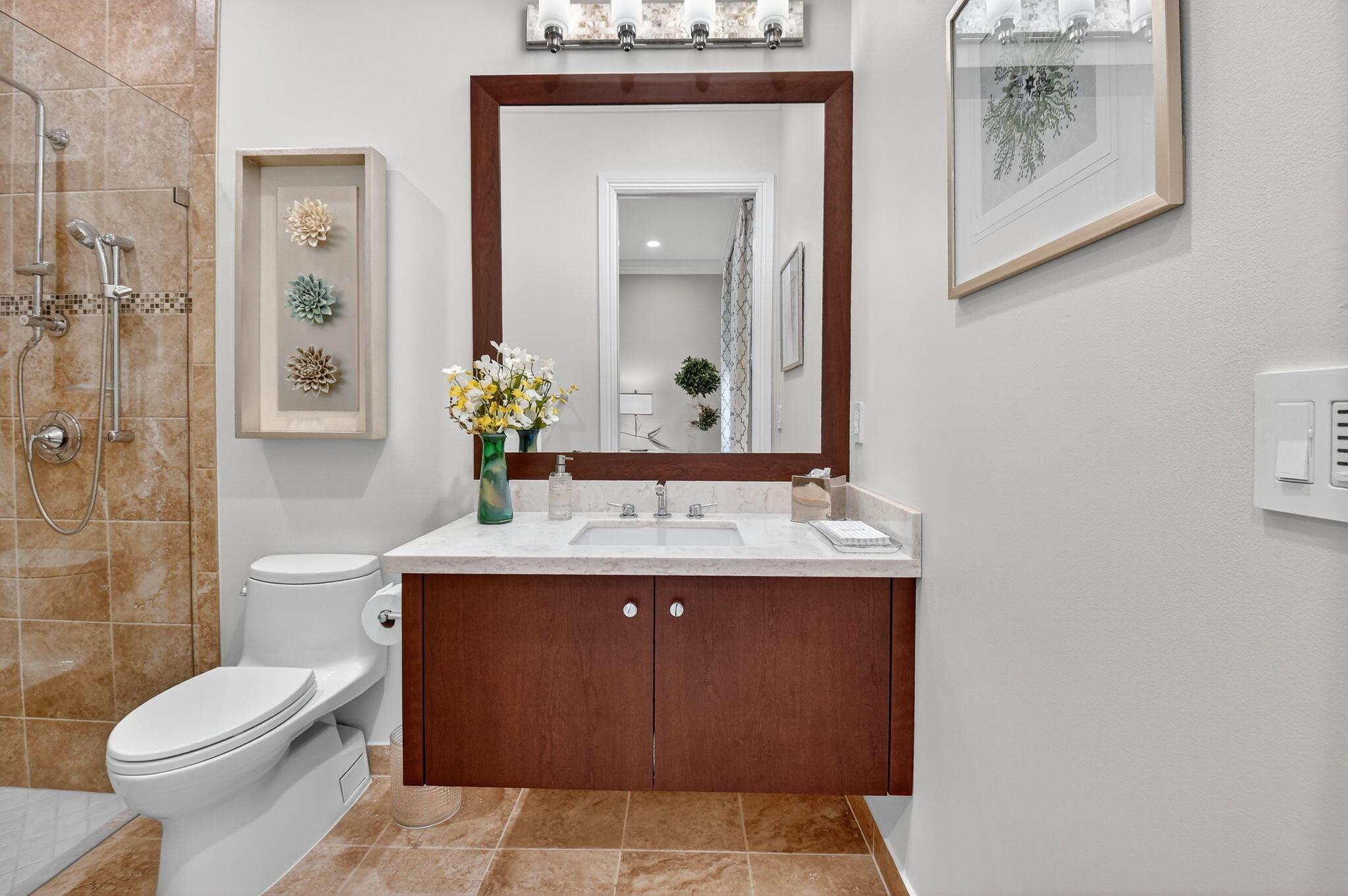 8365 Hawks Gully Avenue