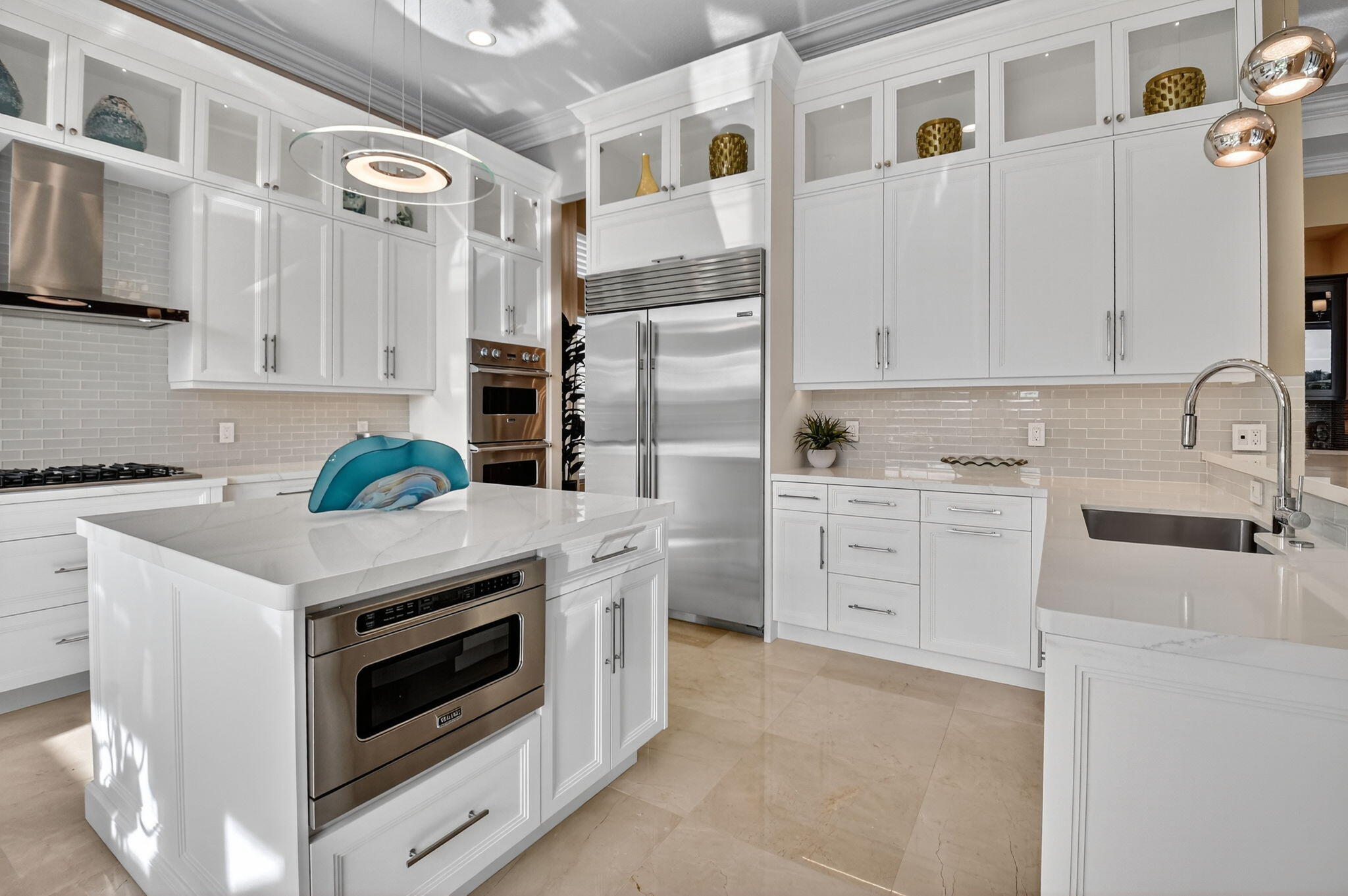 8365 Hawks Gully Avenue