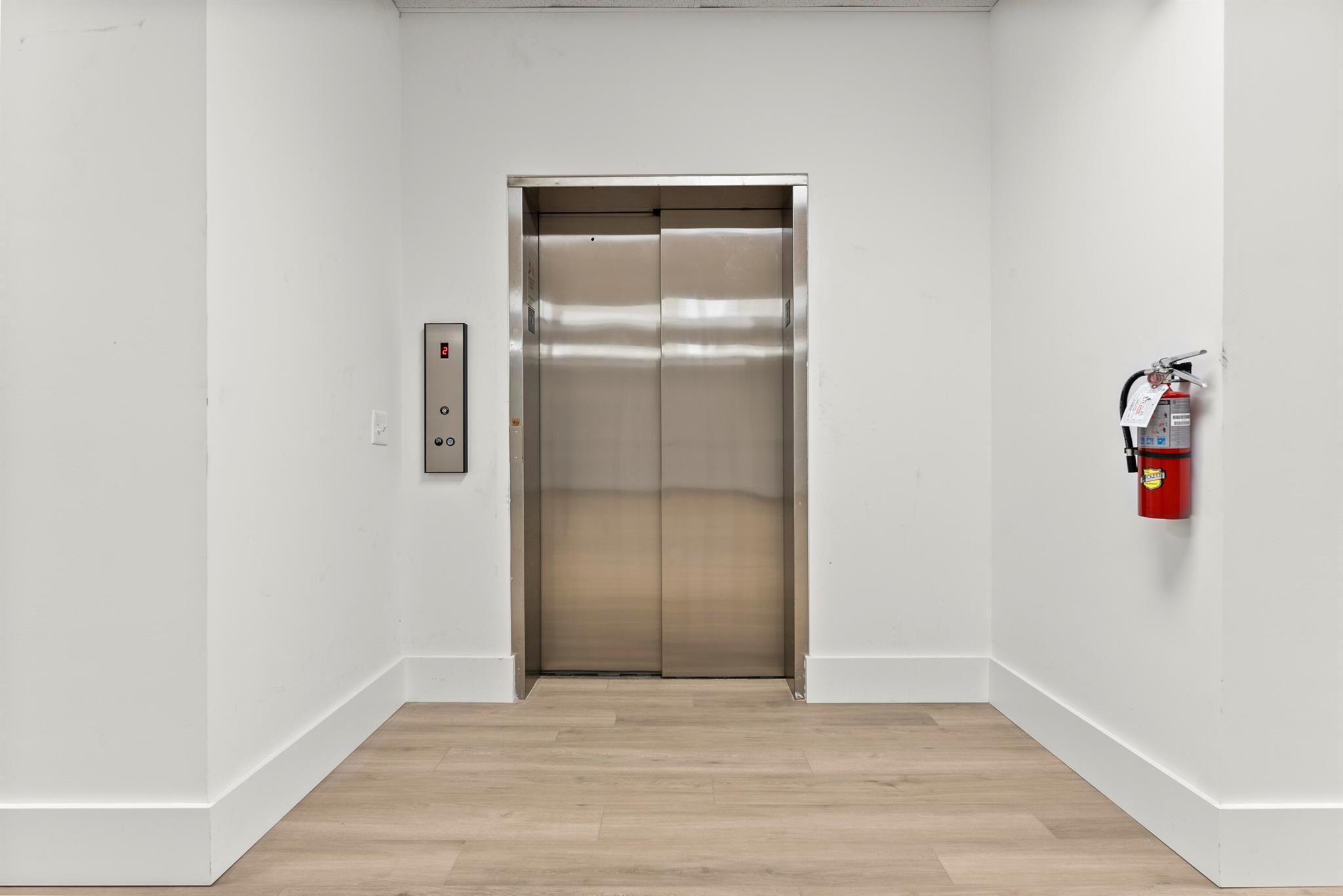 2000 N Federal Highway