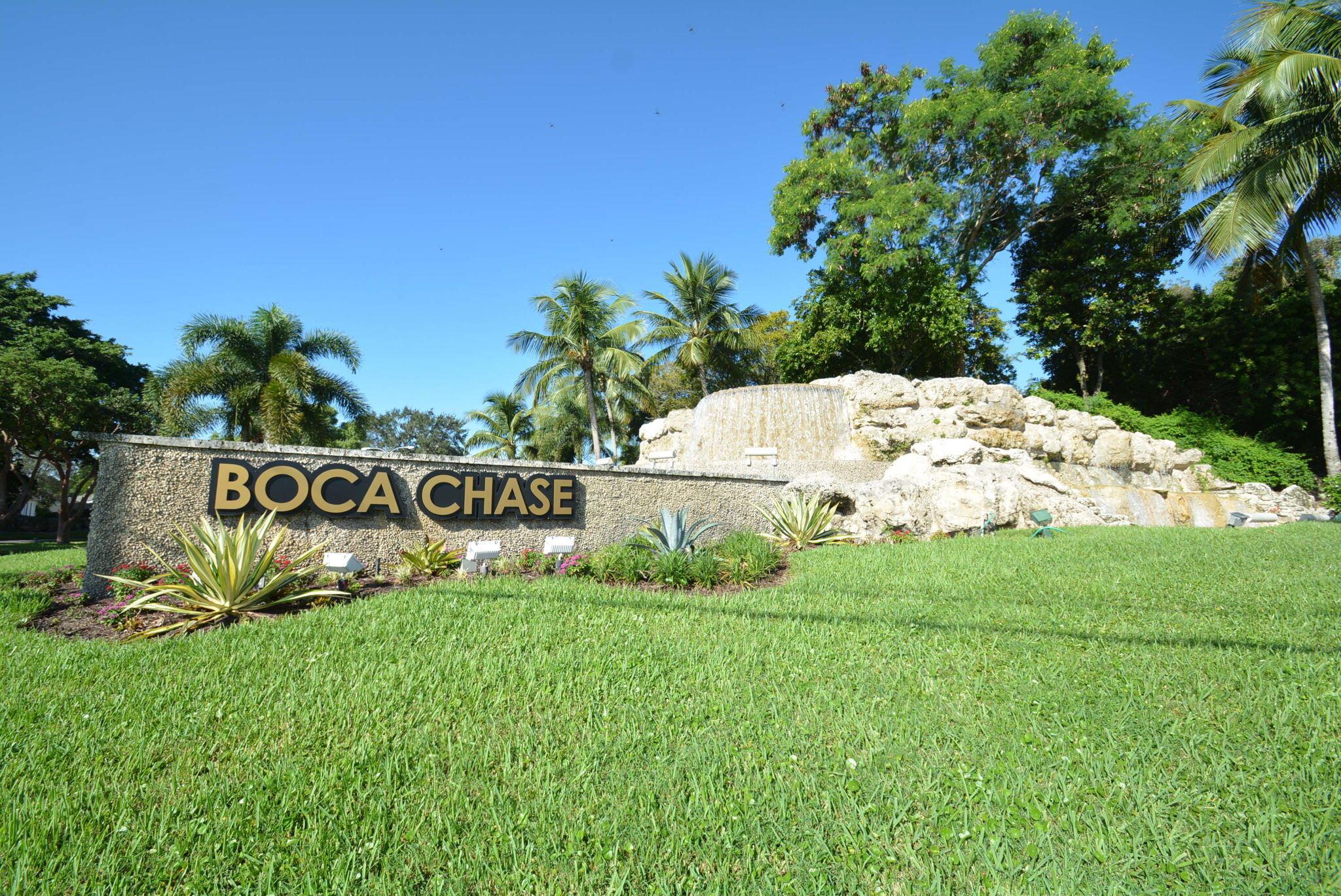 11086 Lakeaire Circle