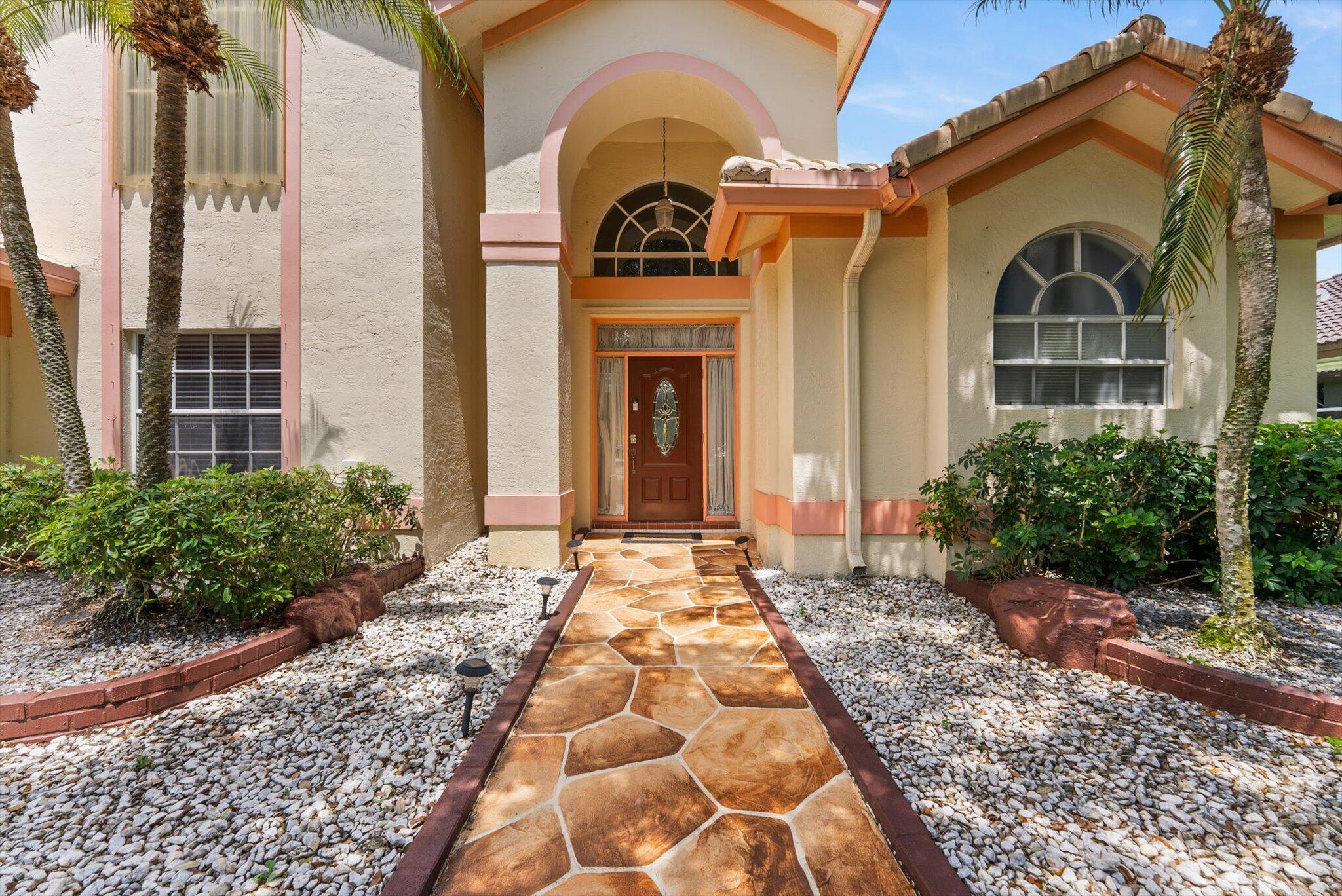 5600 NW 38th Terrace