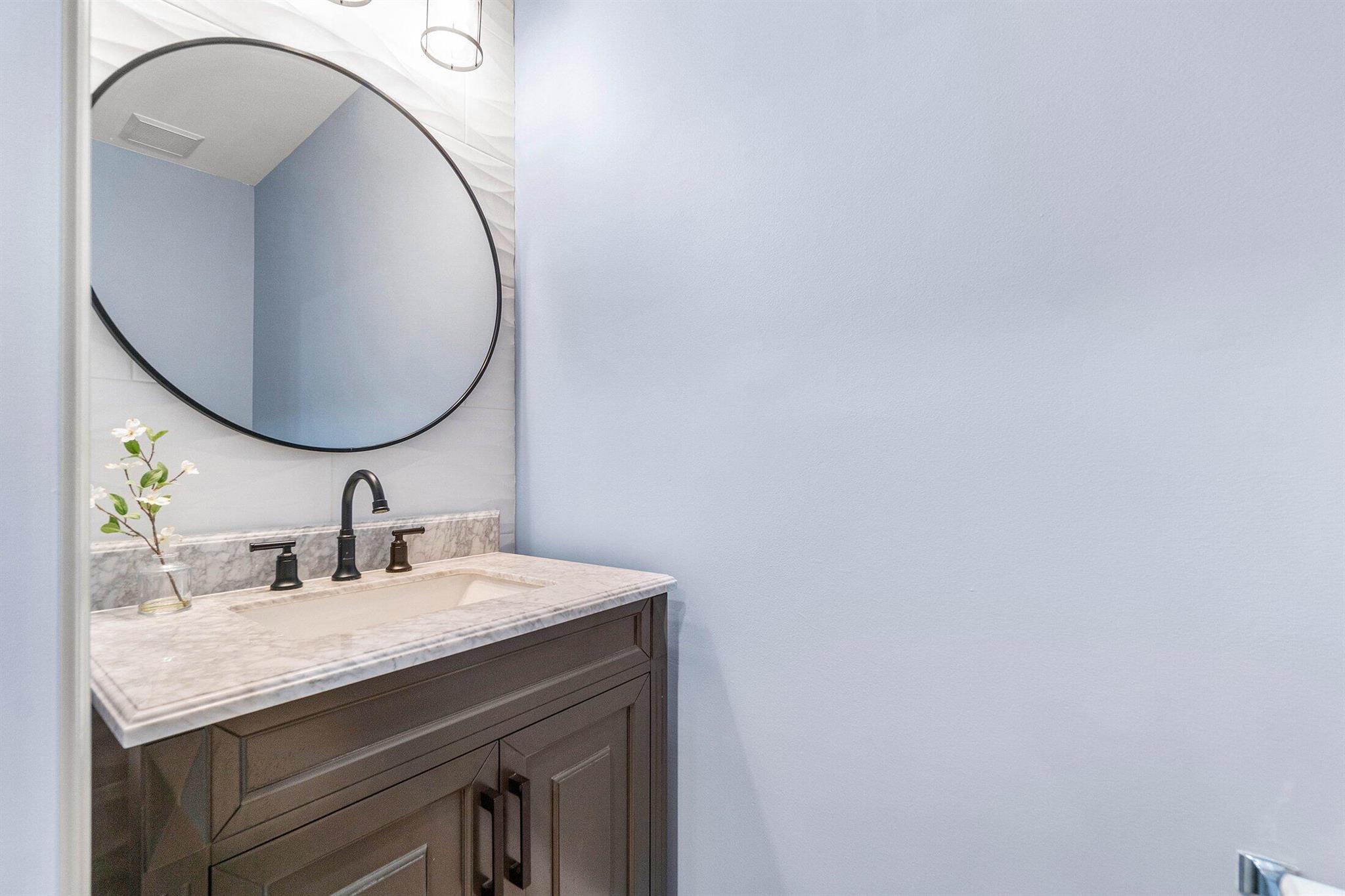 6188 Spring Isles Boulevard