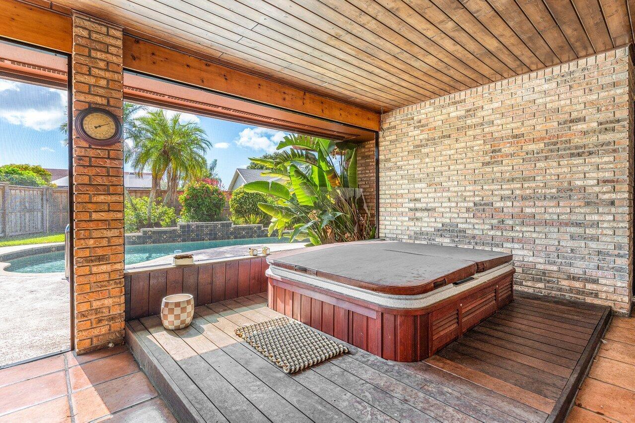 21792 Mountain Sugar Lane