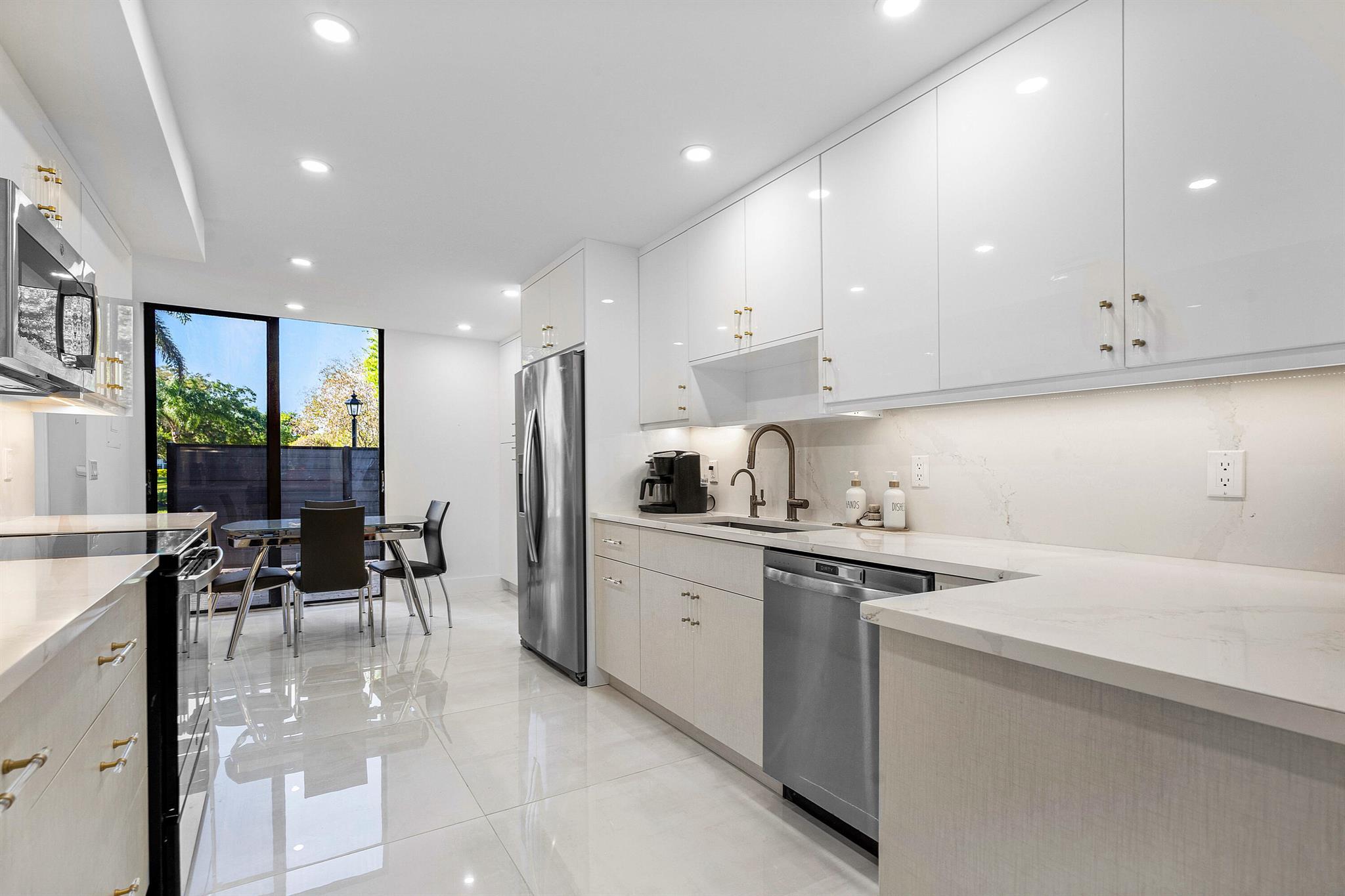 3505 Bridgewood Drive 3505