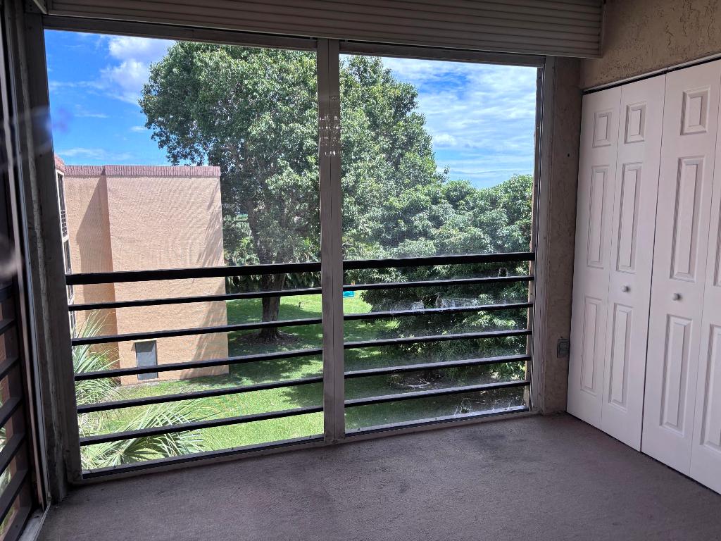 9370 SW 8th Street 407, Boca Raton Unit: 407