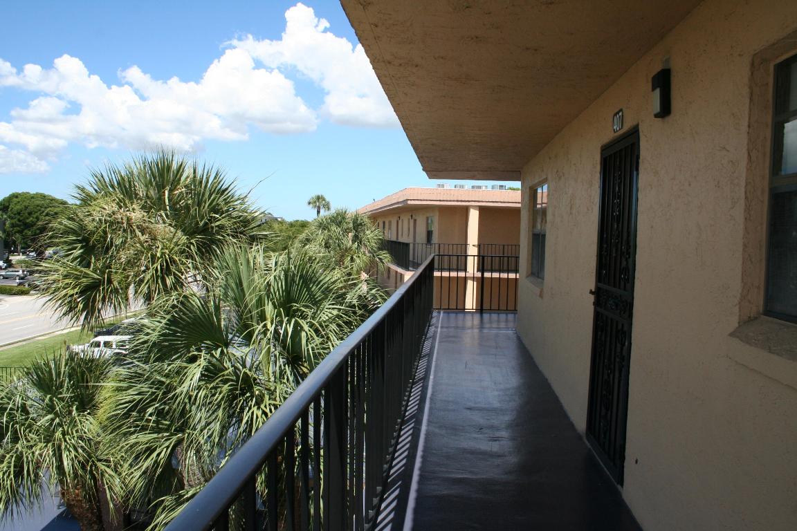 9370 SW 8th Street 407, Boca Raton Unit: 407