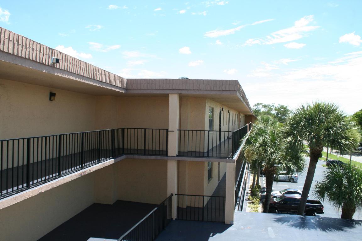 9370 SW 8th Street 407, Boca Raton Unit: 407
