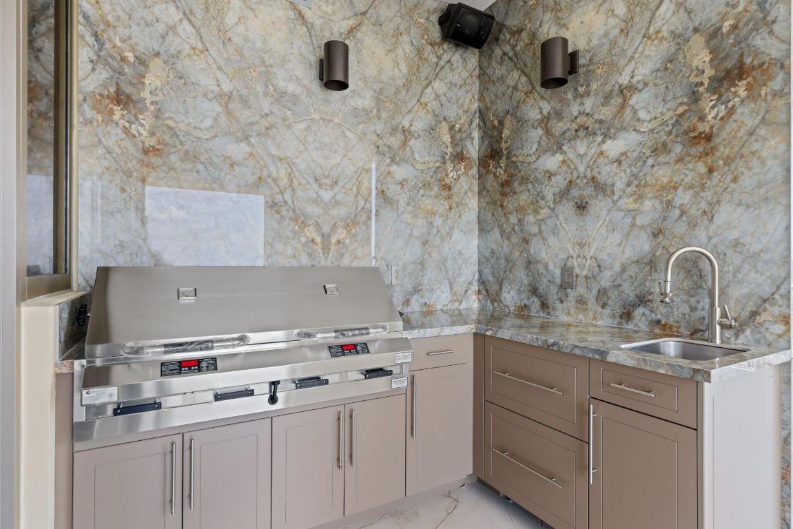 17749 Collins Avenue Ts 3901/3902