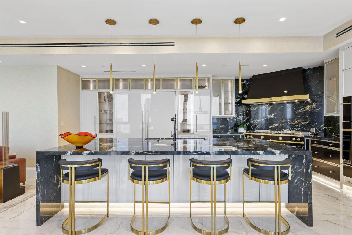 17749 Collins Avenue Ts 3901/3902