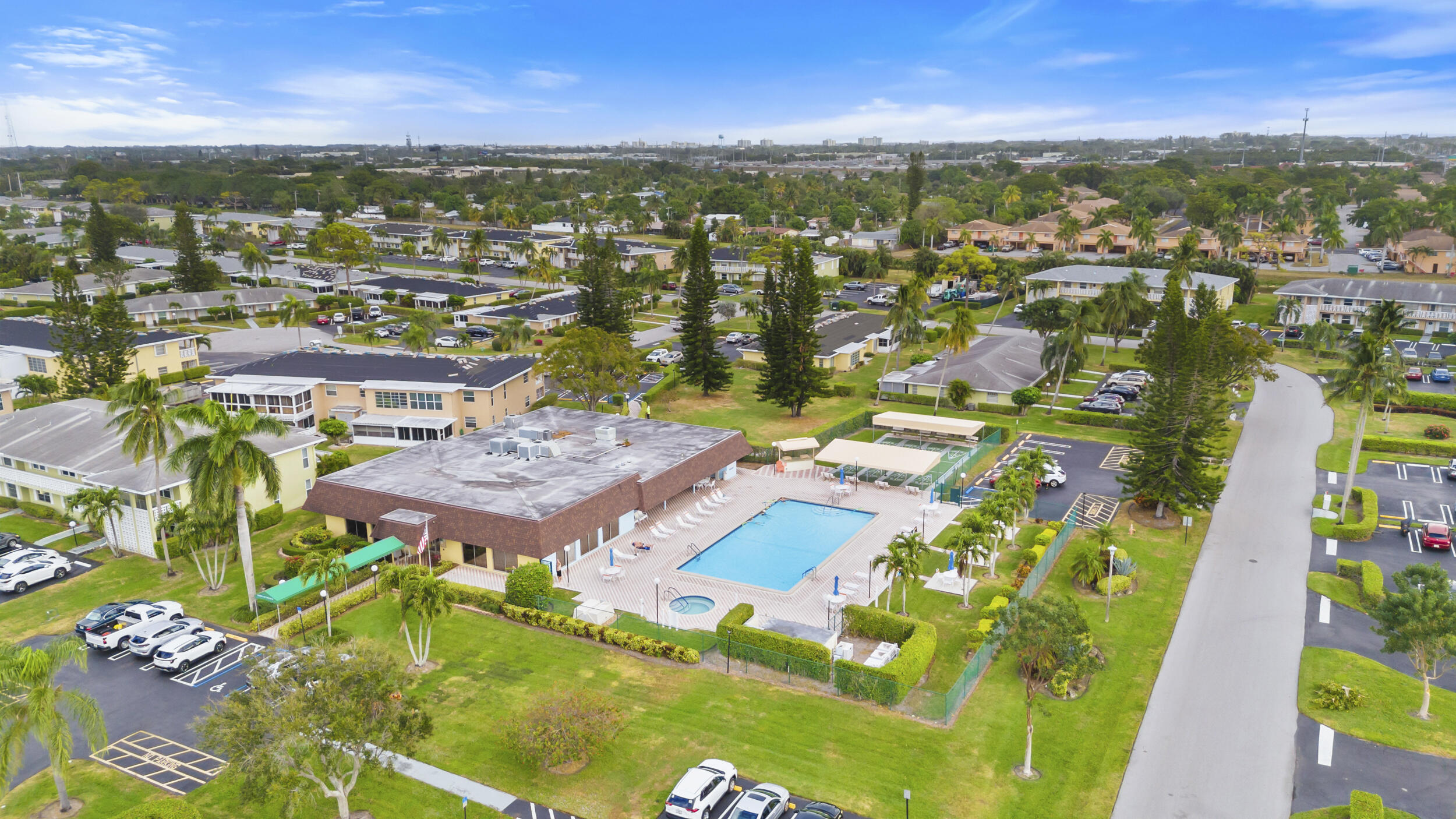 2530 Black Olive Boulevard 201
