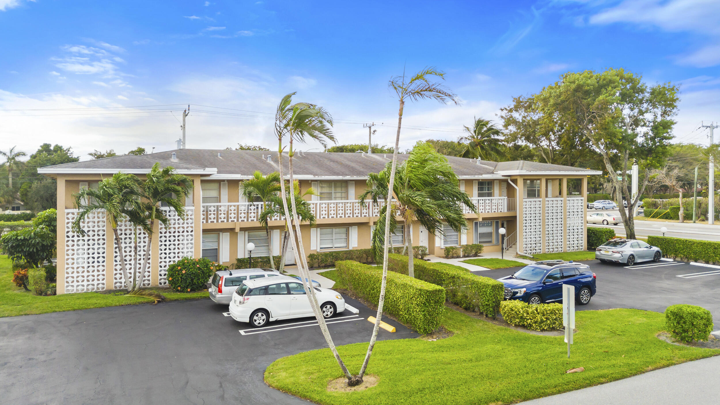 2530 Black Olive Boulevard 201