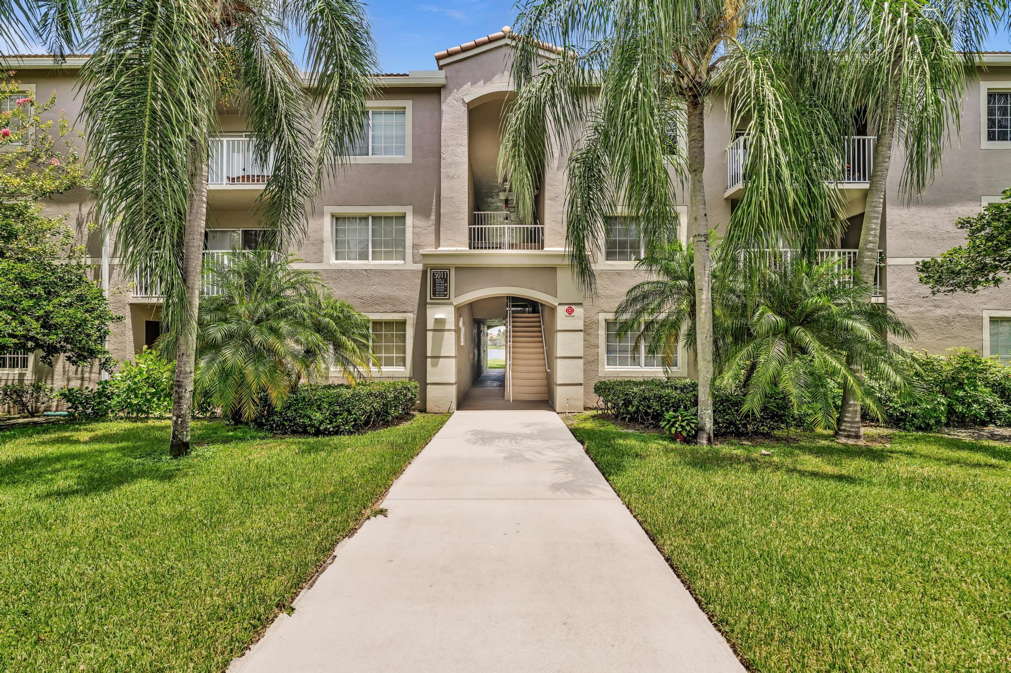 5011 Wiles Road 206