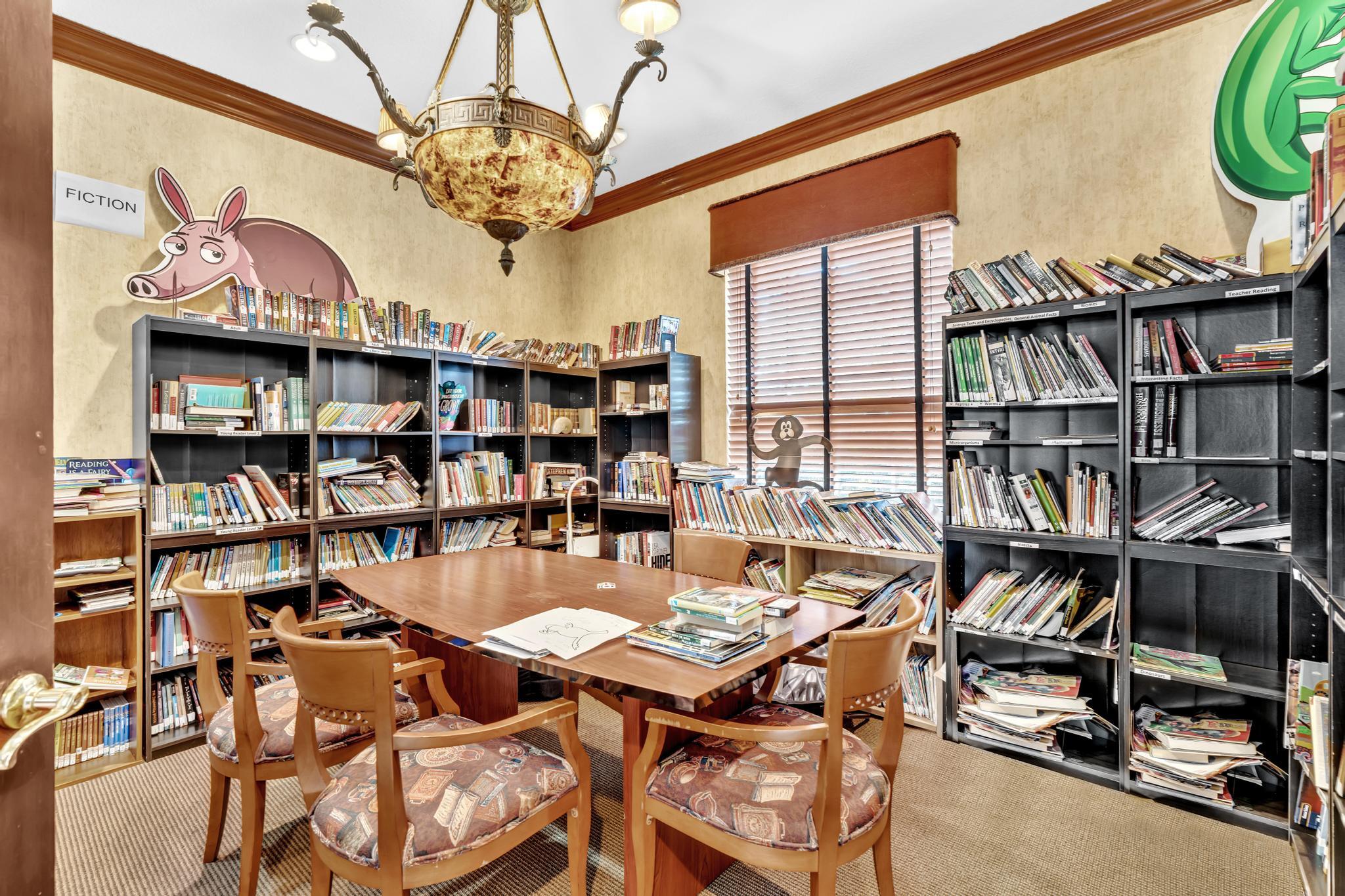 5011 Wiles Road 206
